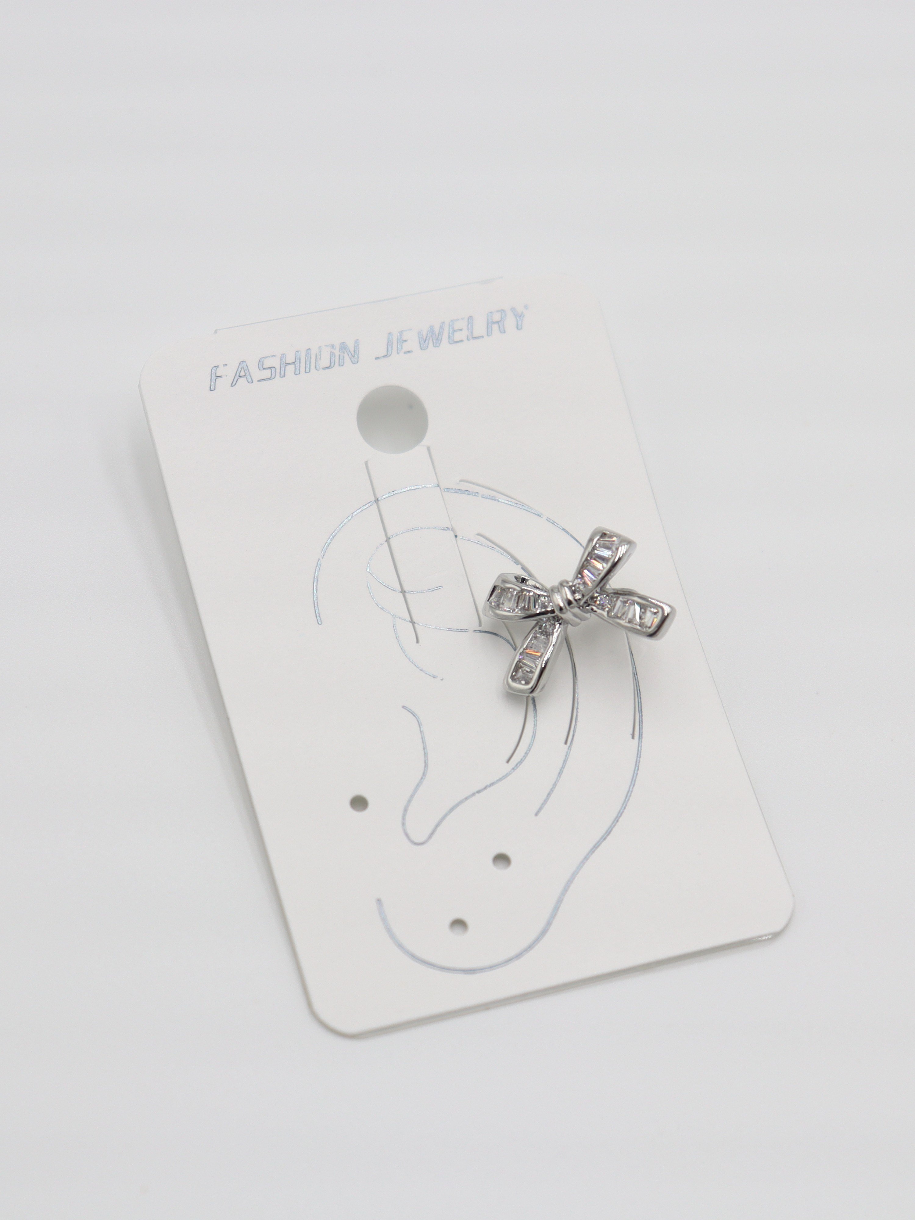 EARCUFF