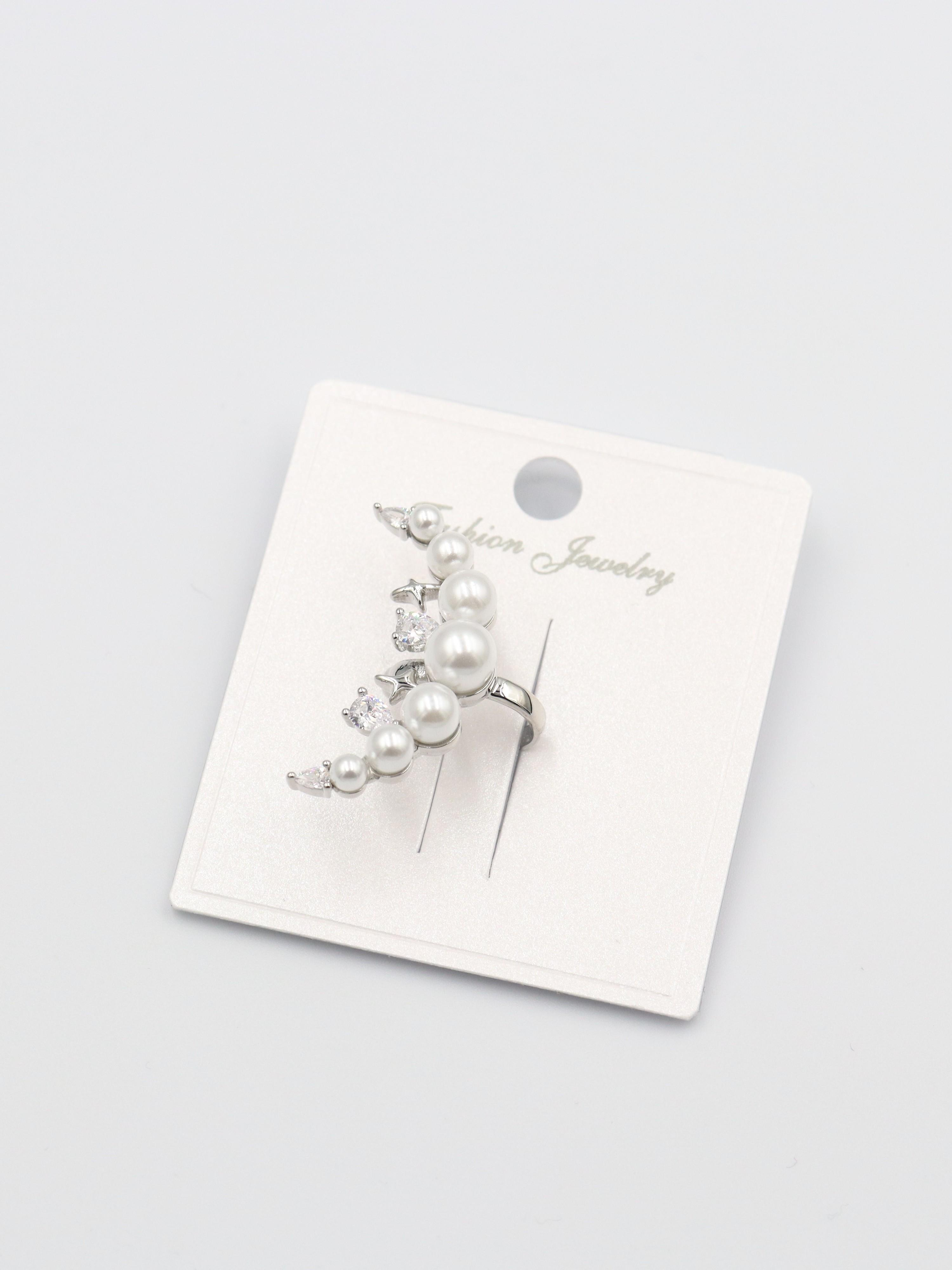 EARCUFF