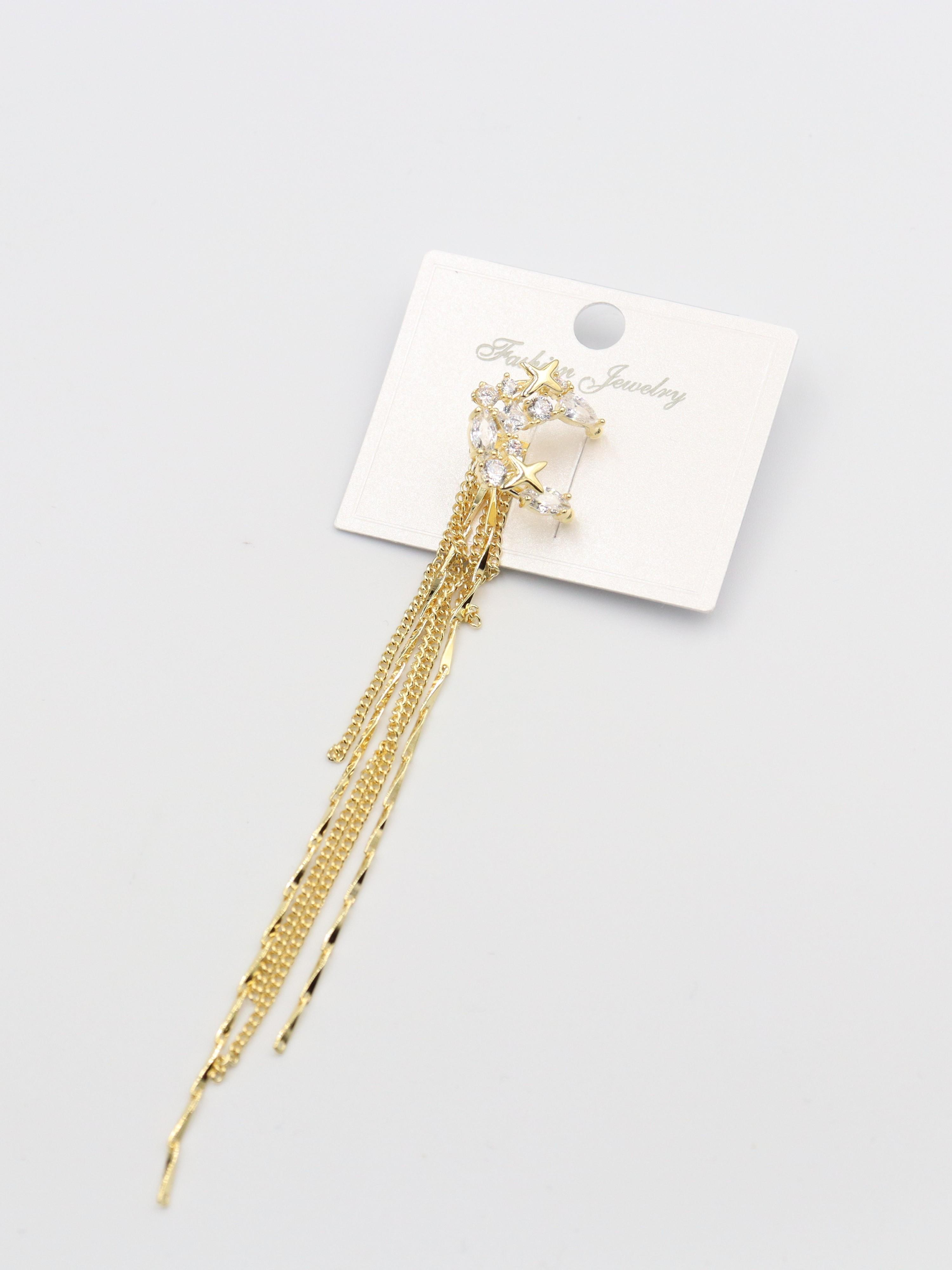 EARCUFF