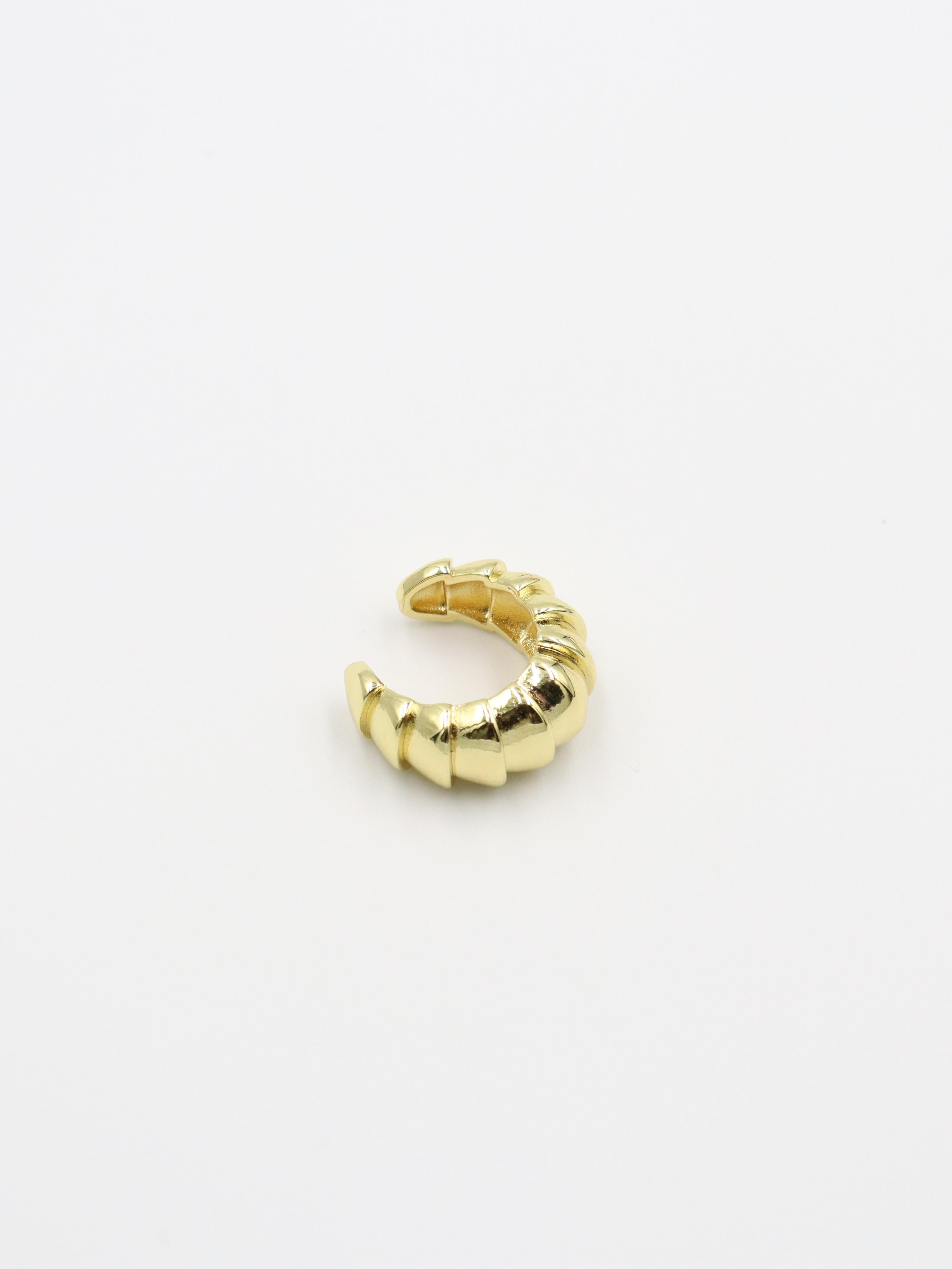 EARCUFF