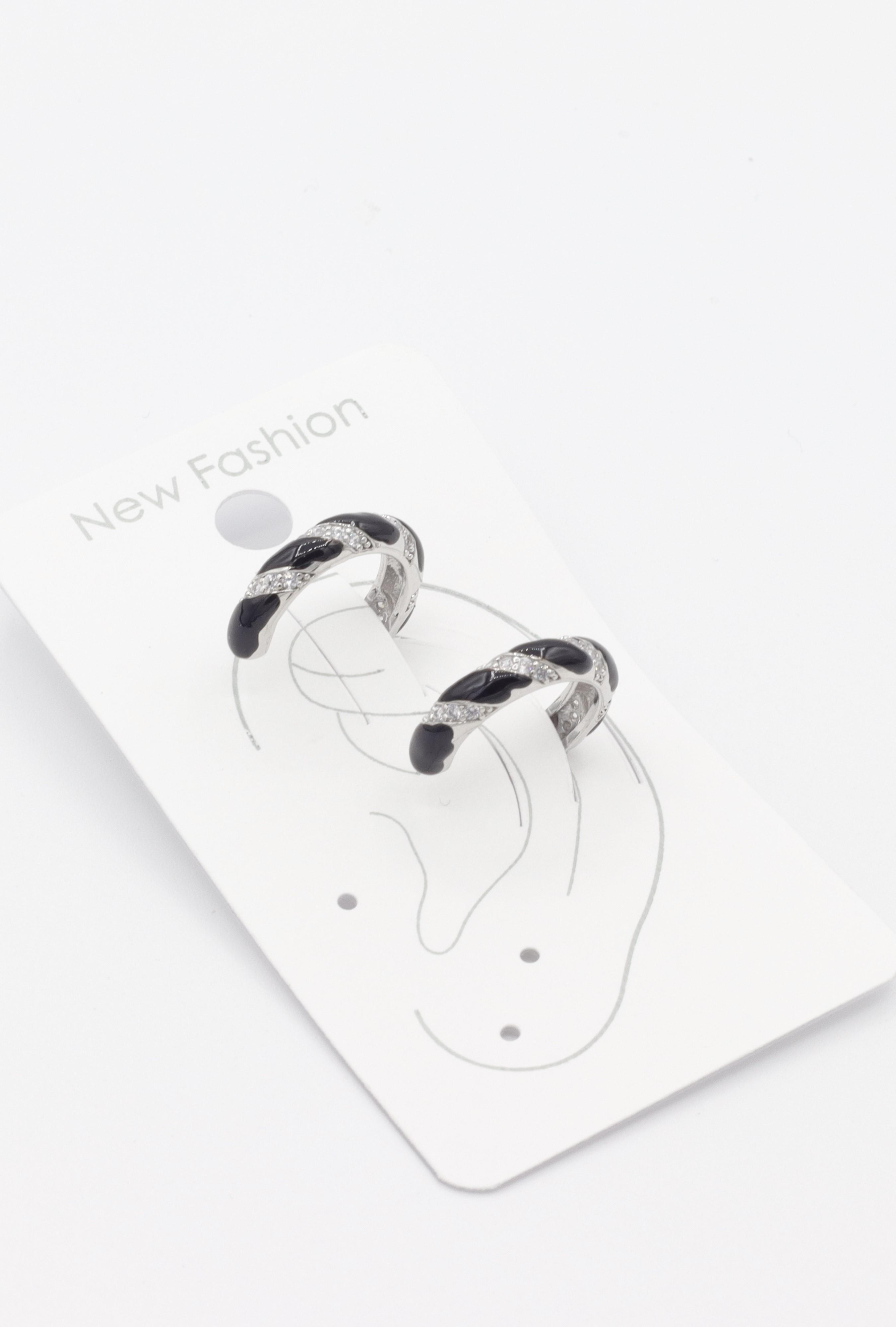 EARCUFF