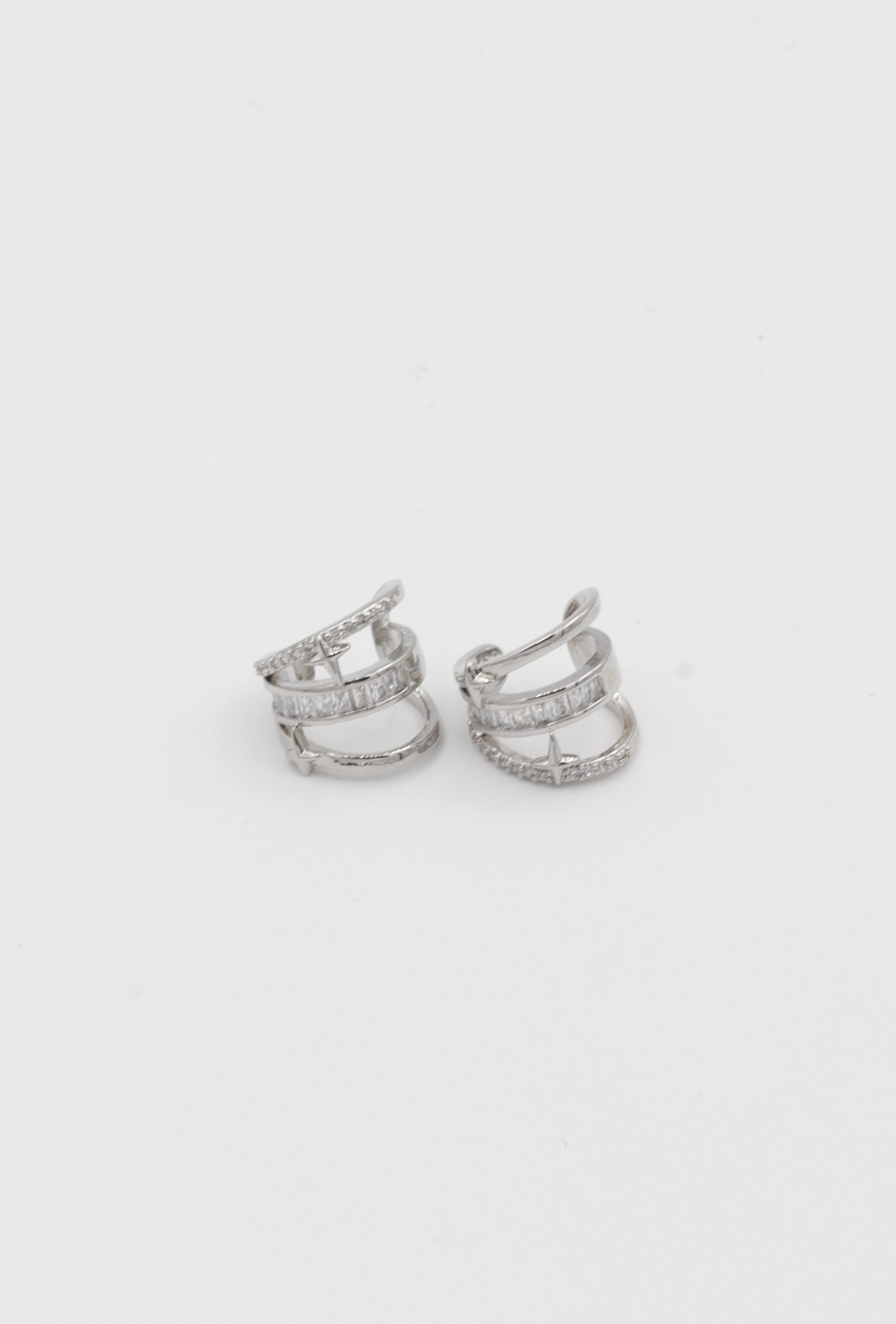 EARCUFF