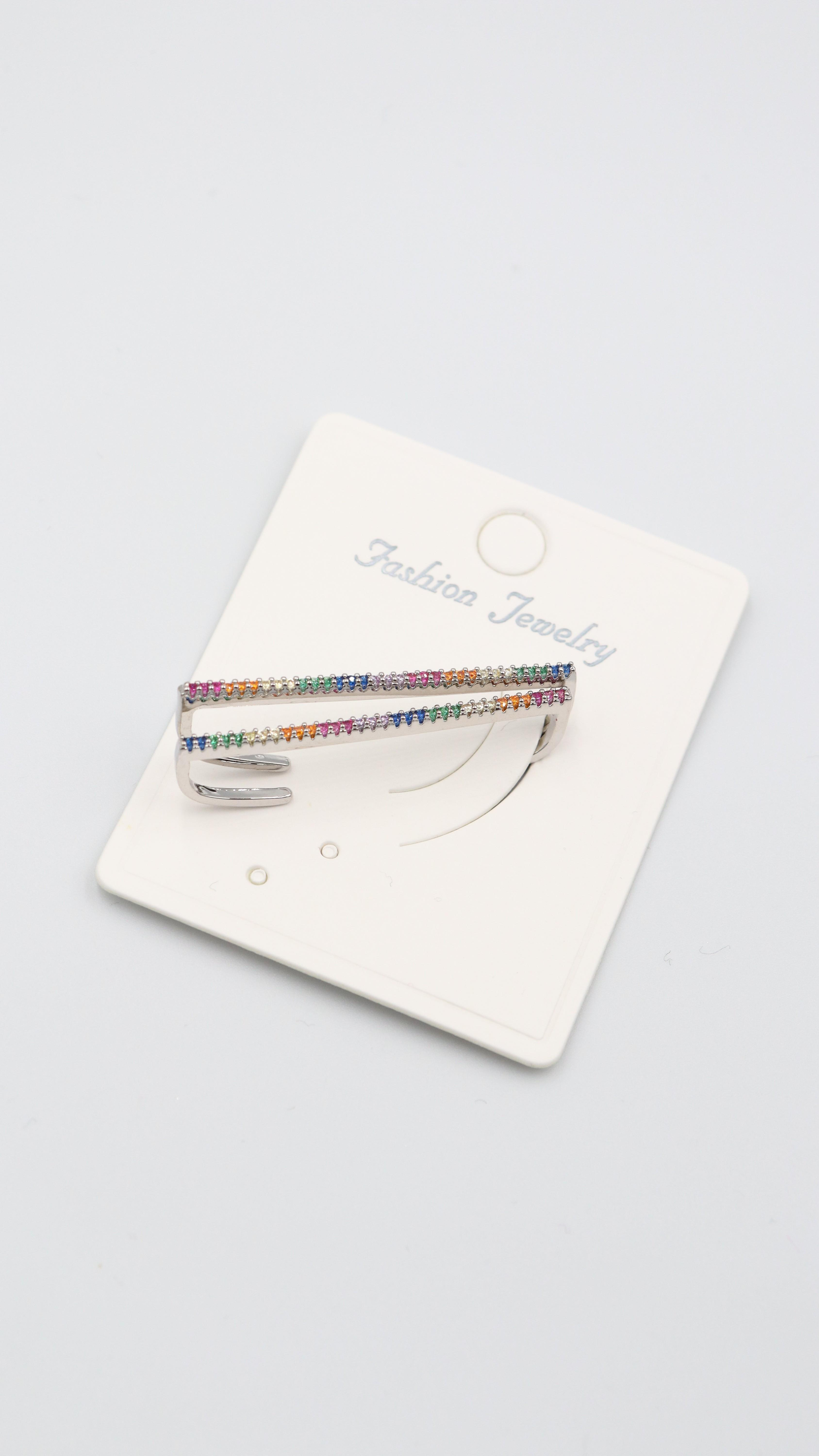 EARCUFF