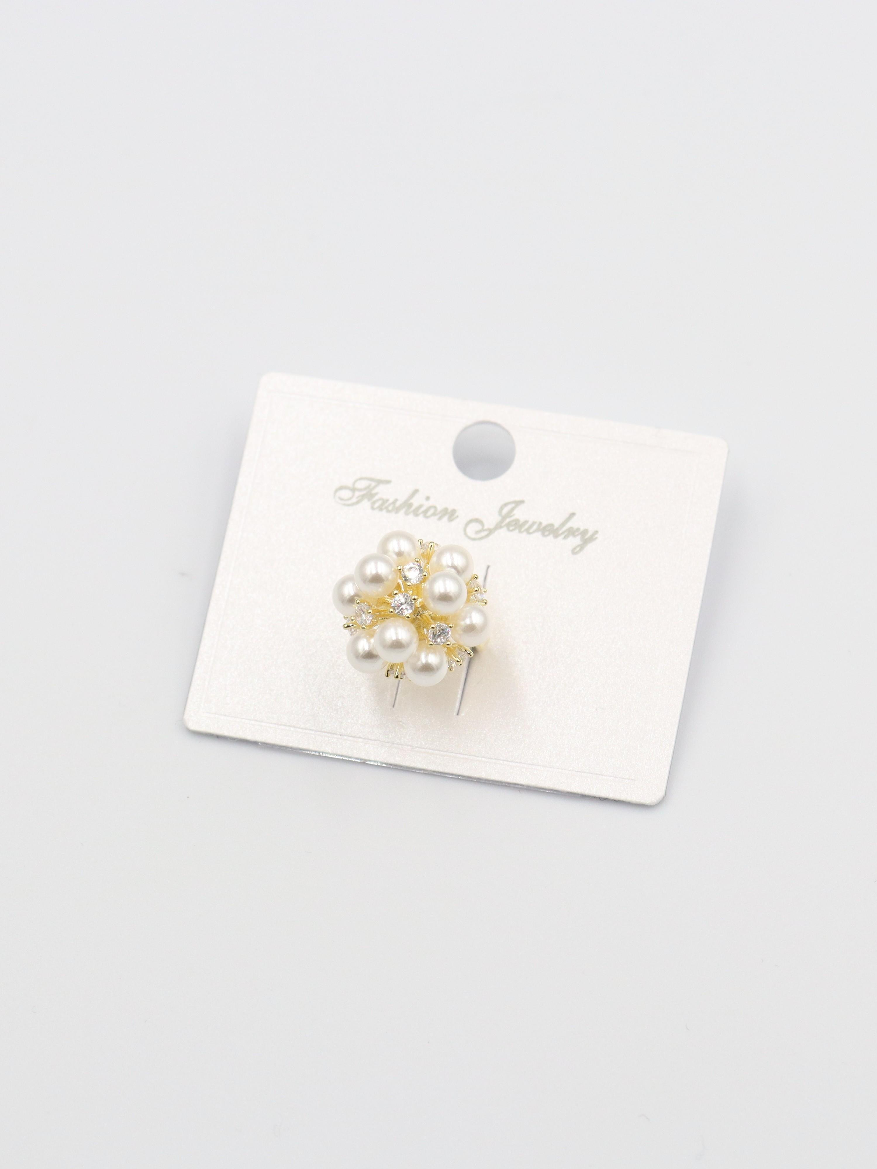 EARCUFF