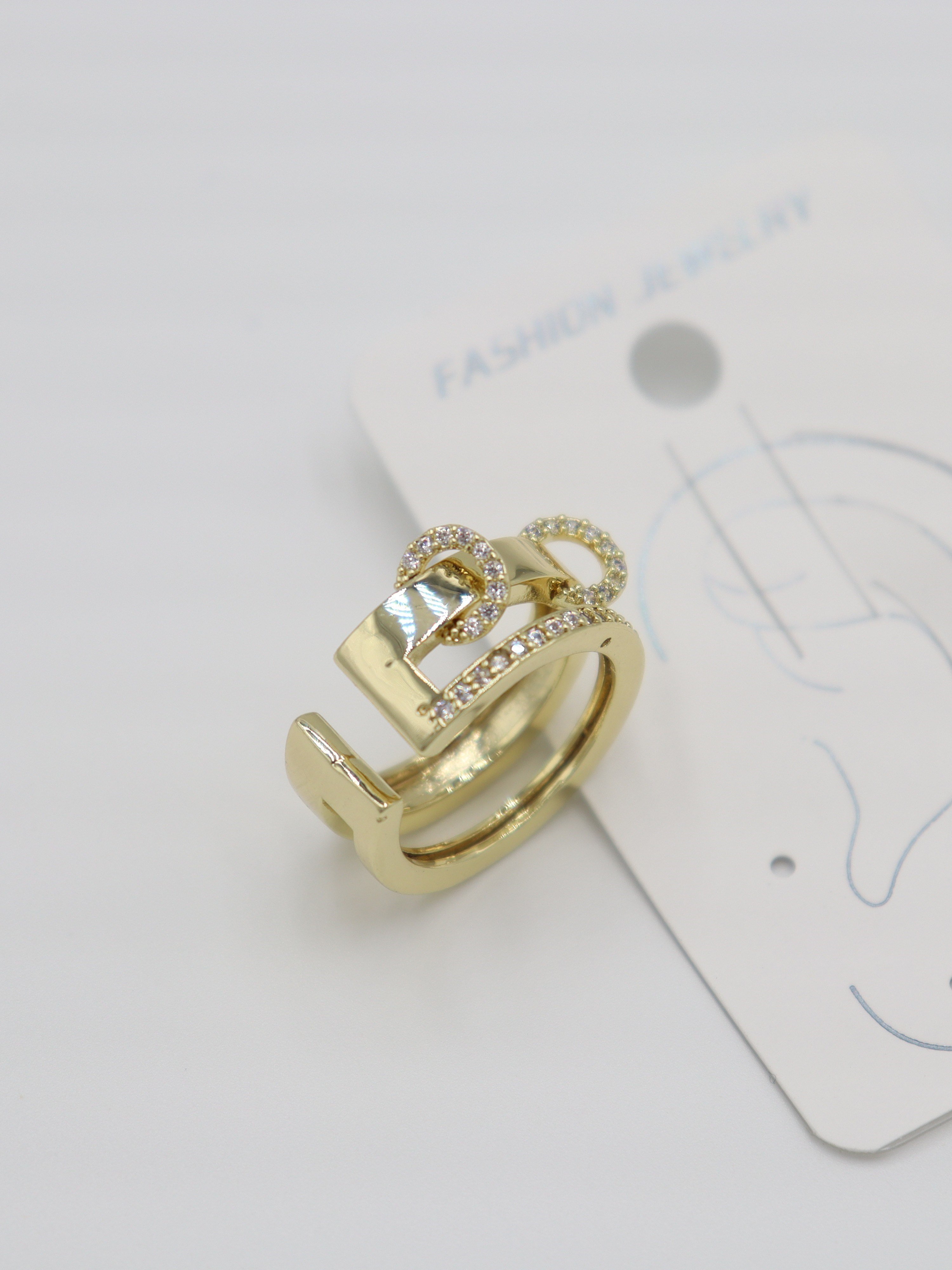 EARCUFF