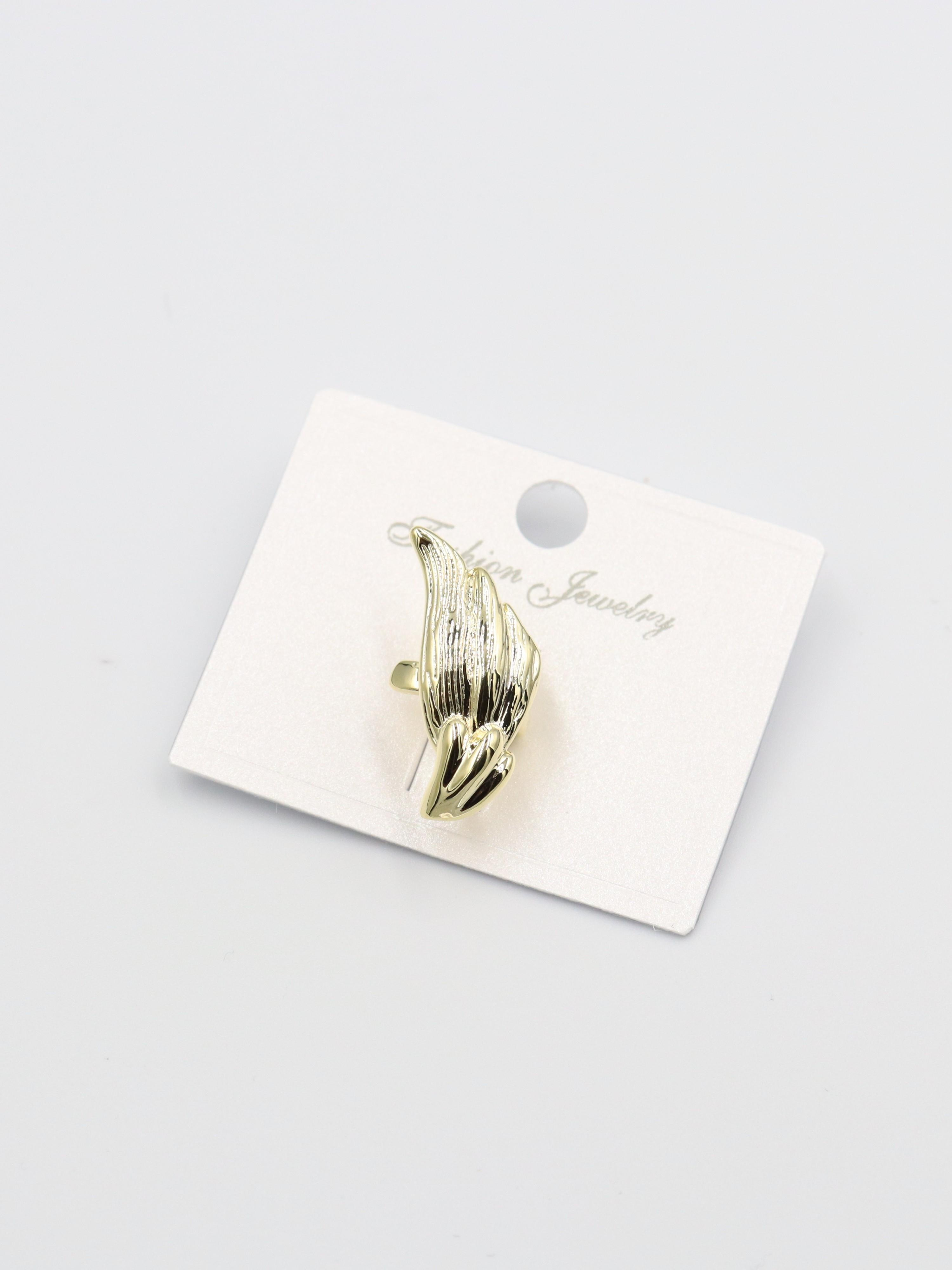 EARCUFF