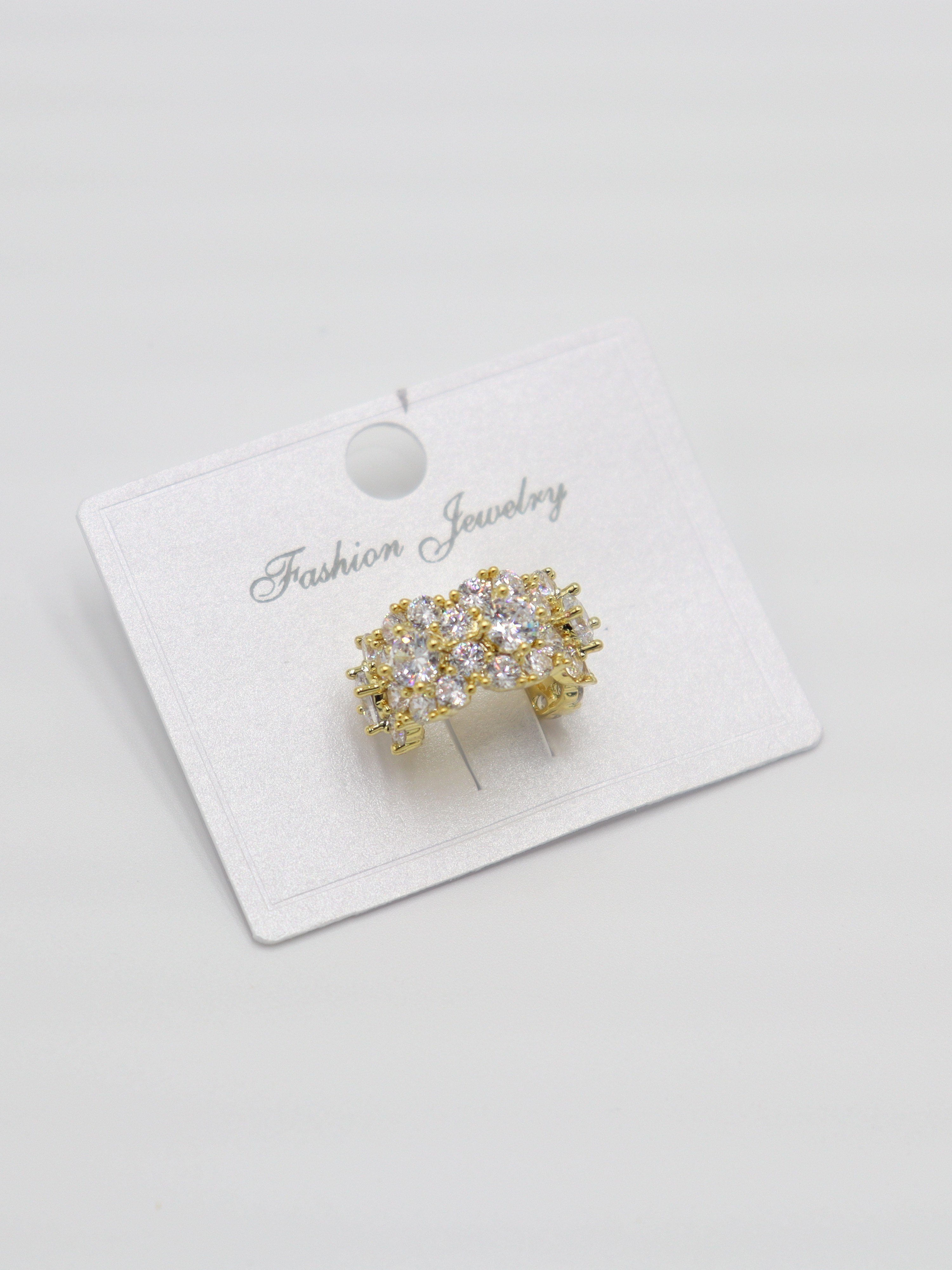 EARCUFF