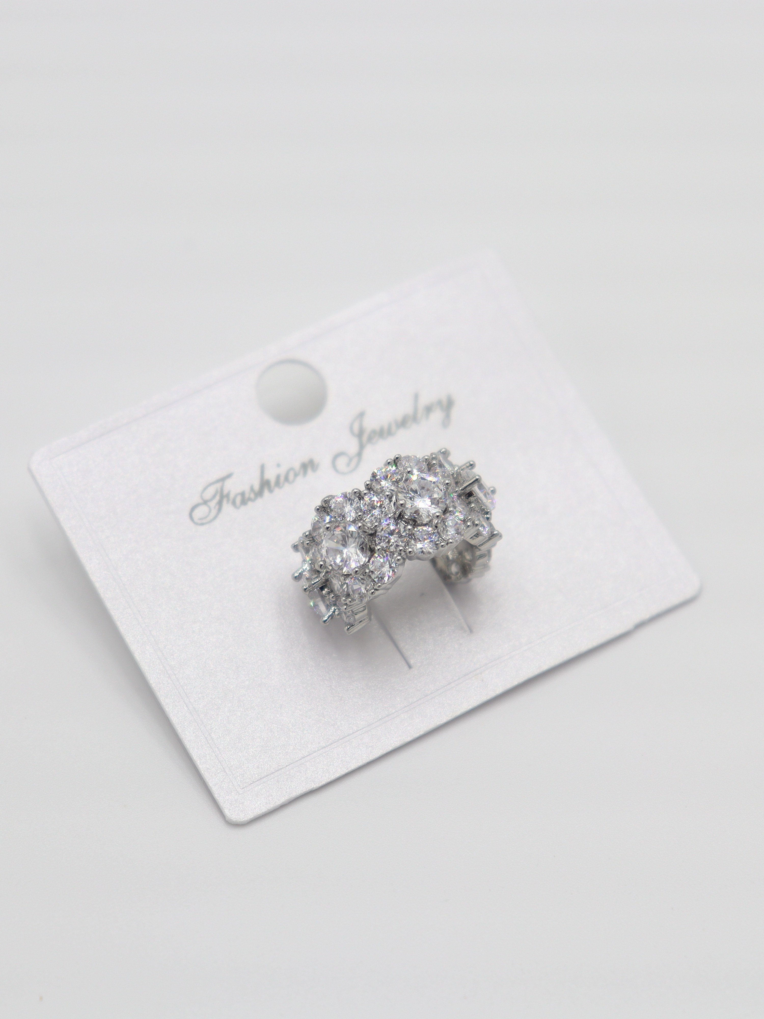 EARCUFF