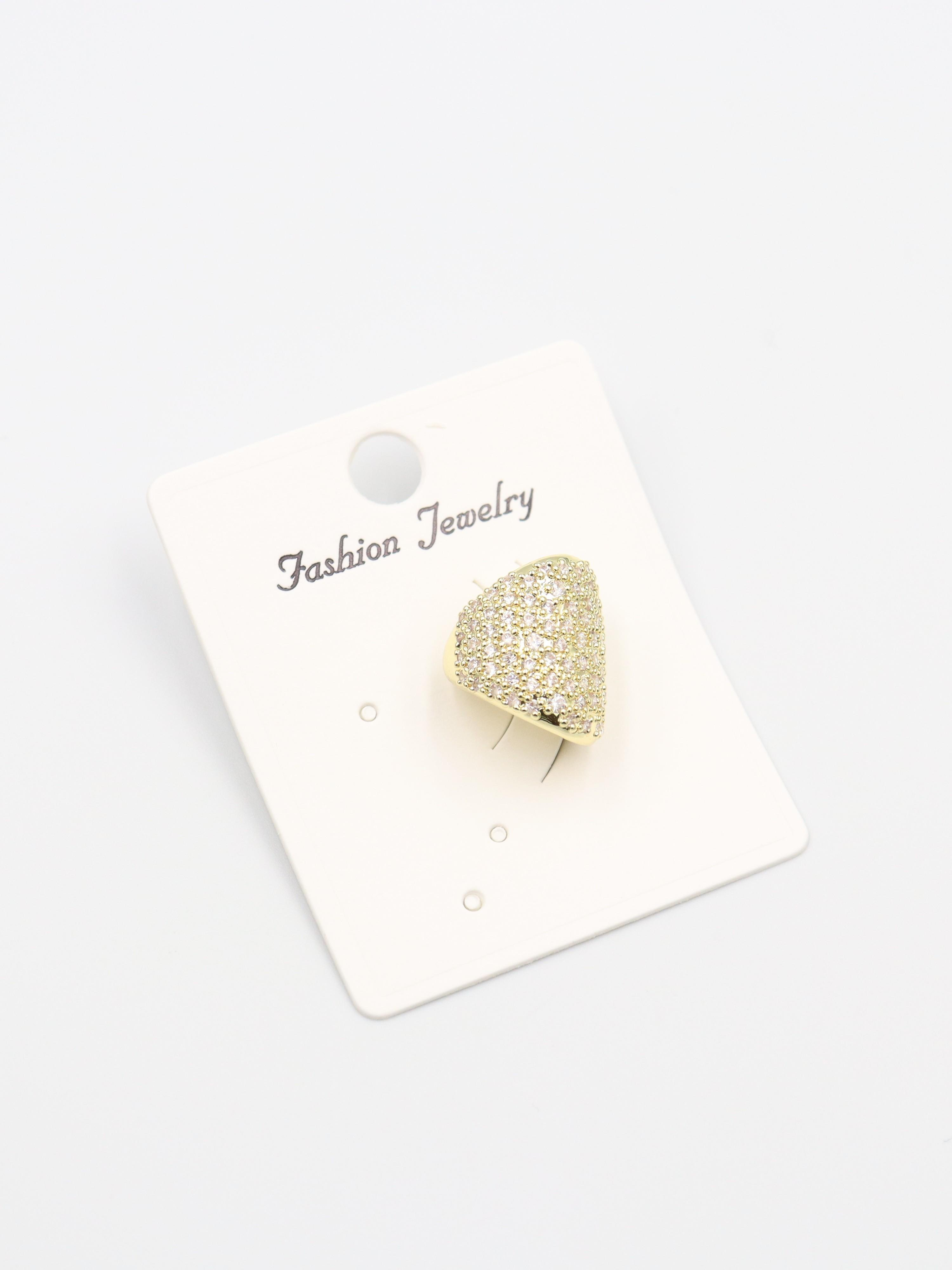 EARCUFF