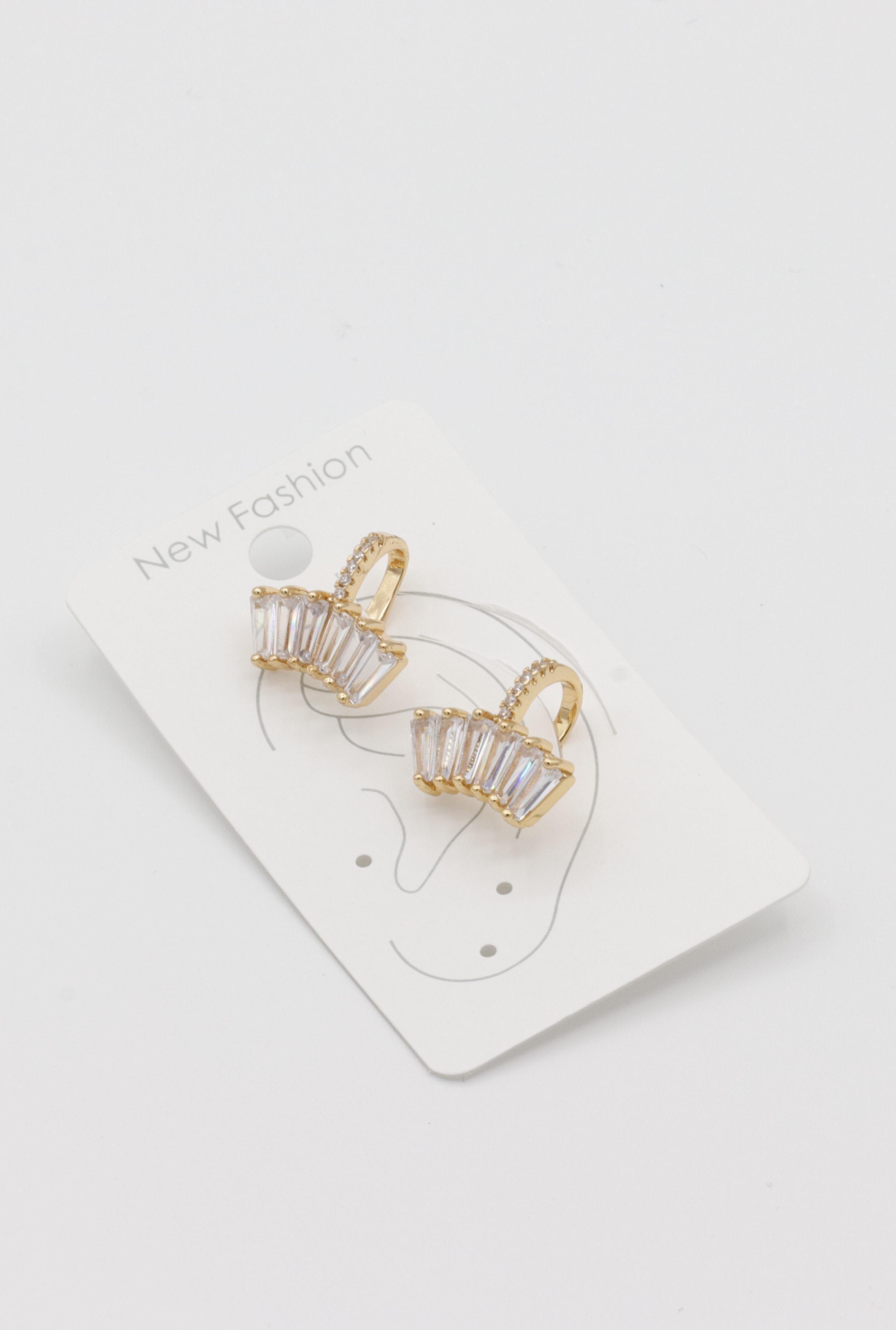 EARCUFF