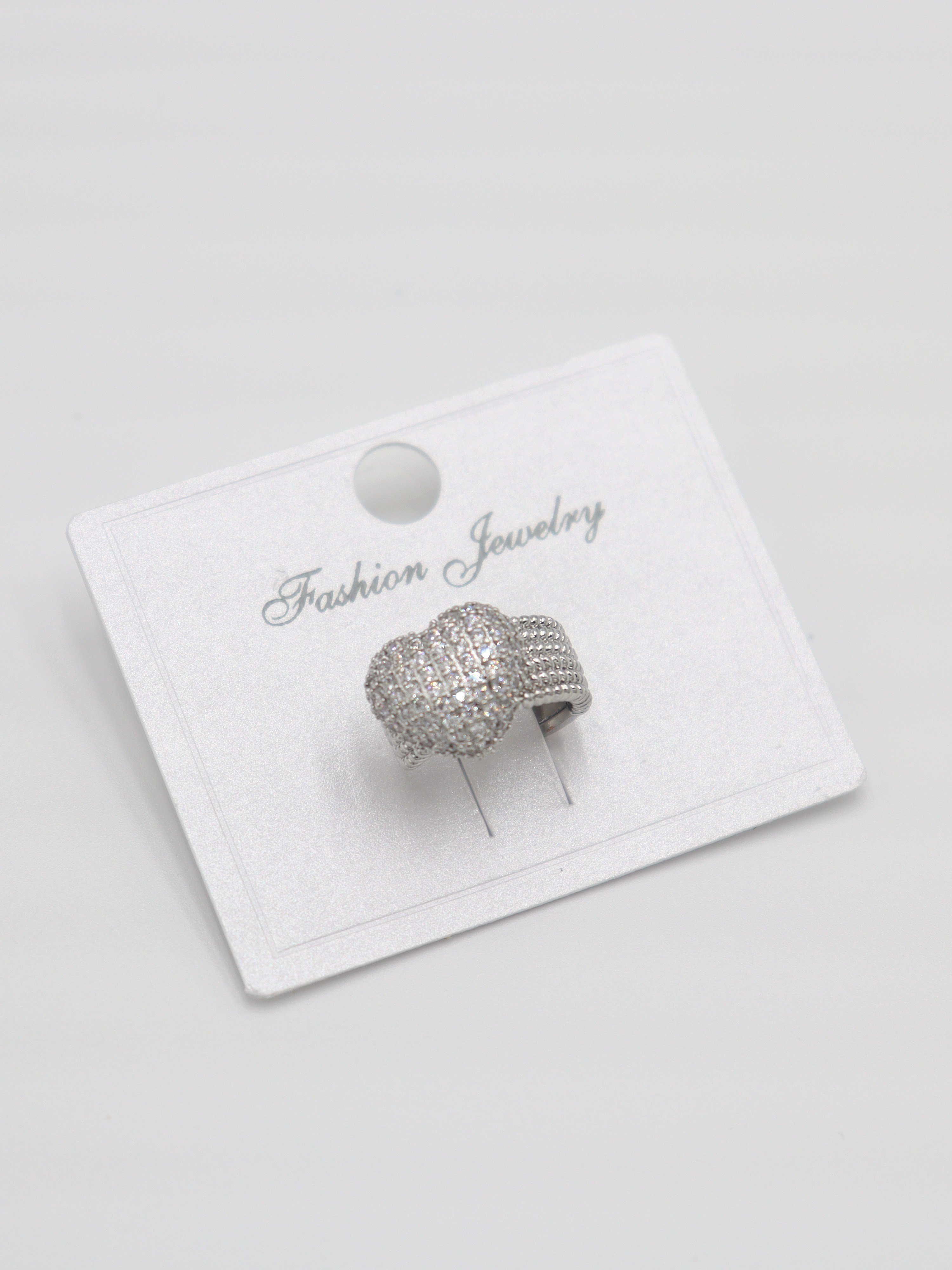 EARCUFF