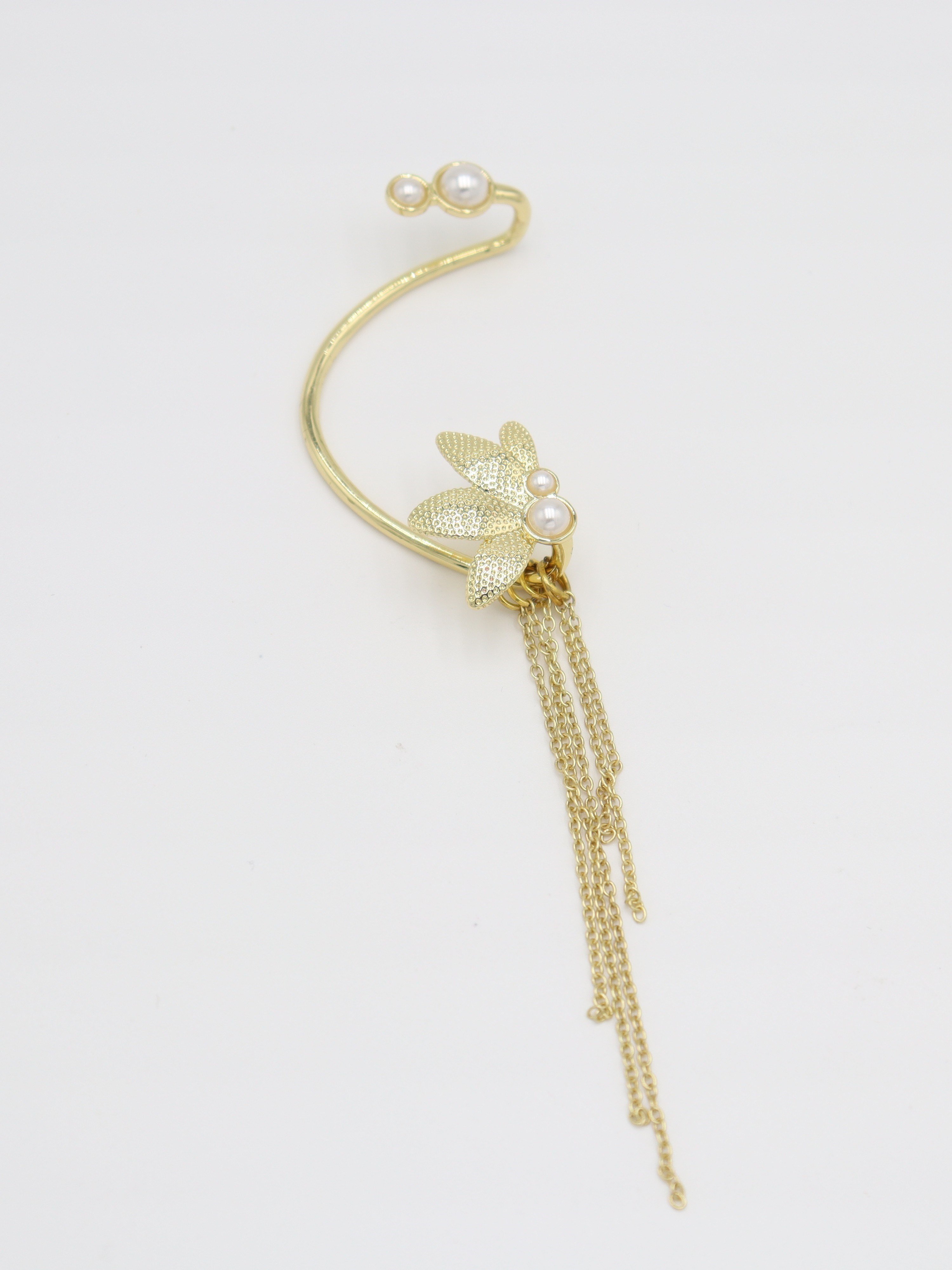 EARCUFF