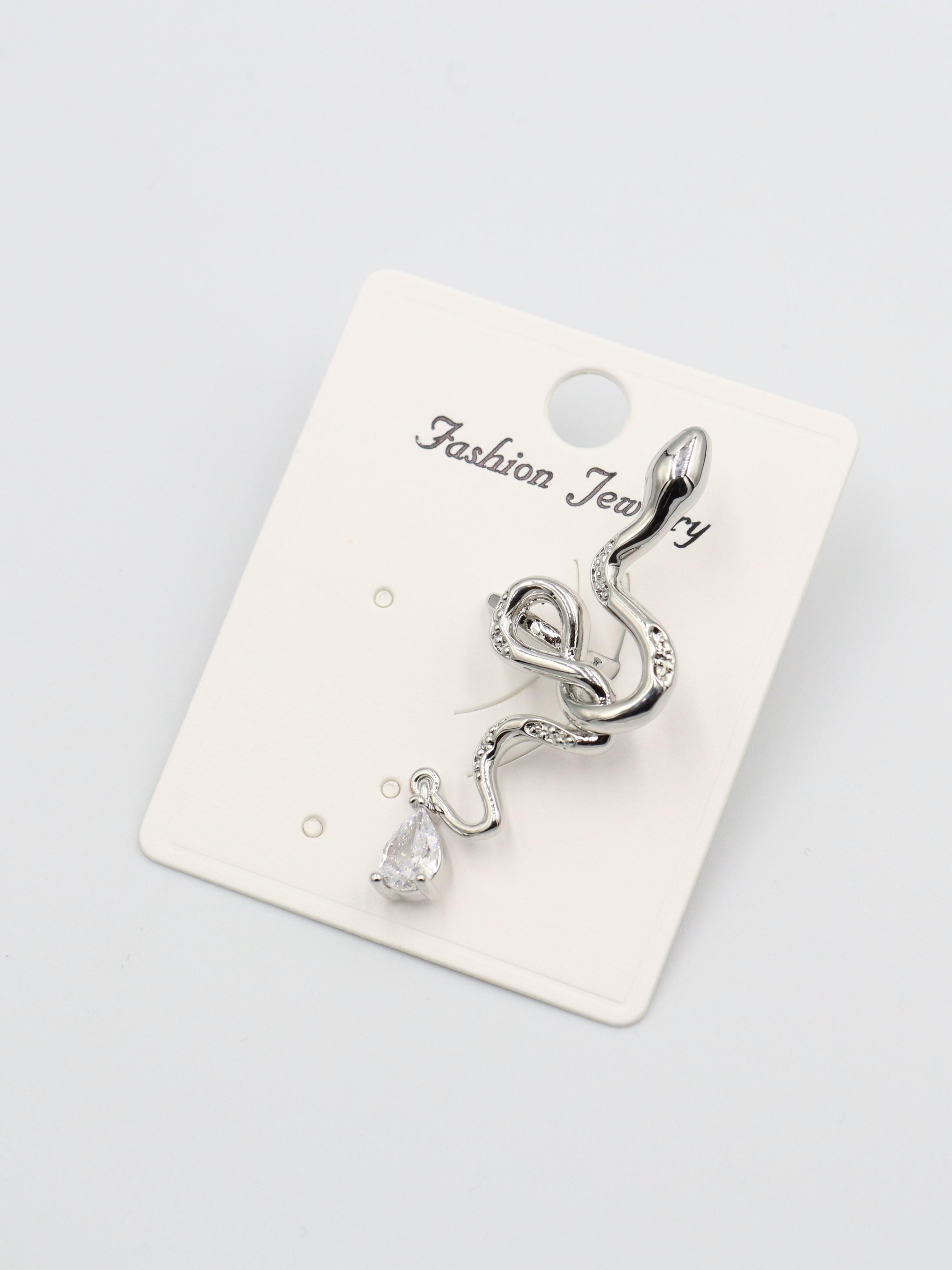 EARCUFF