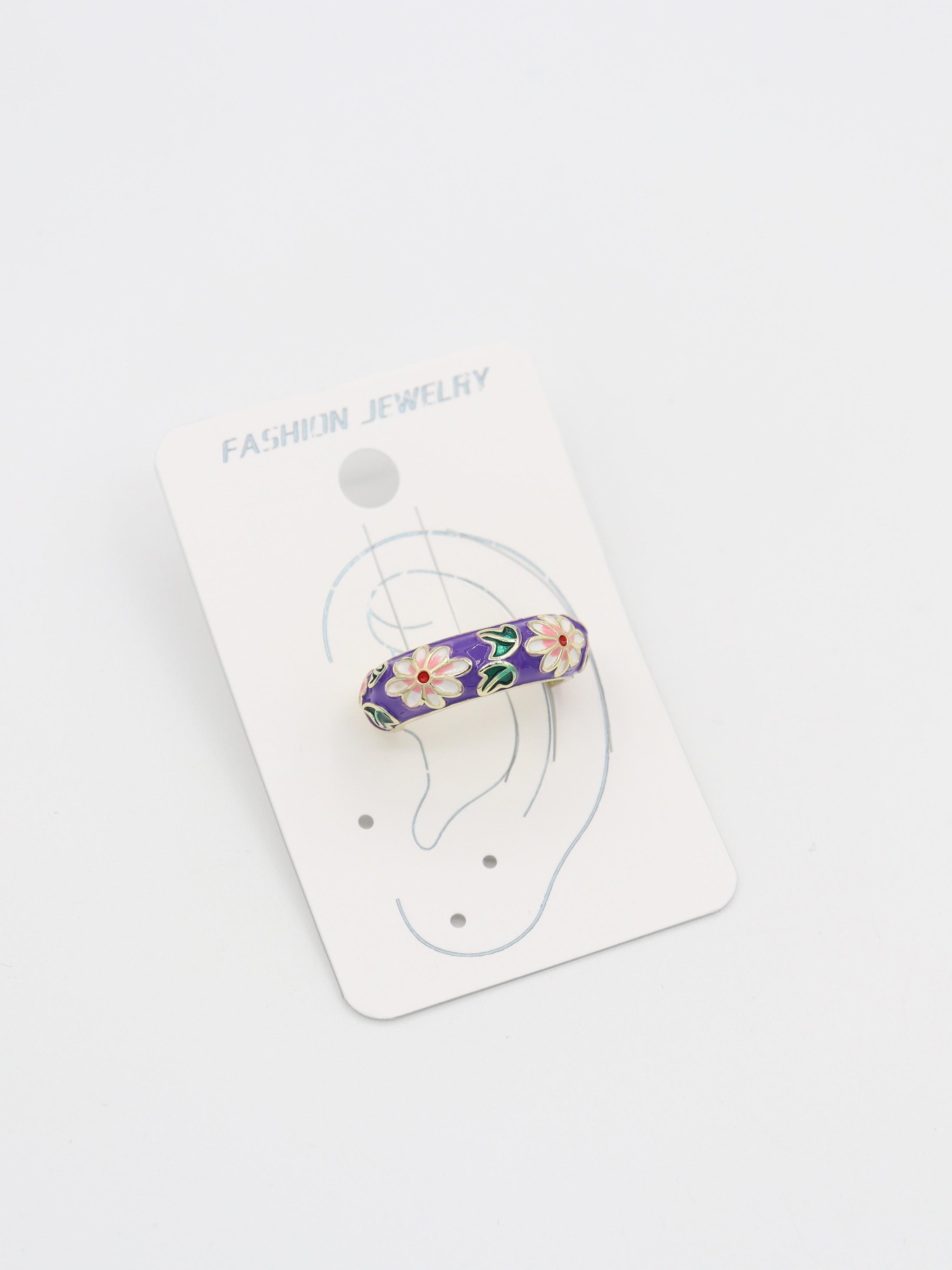 EARCUFF