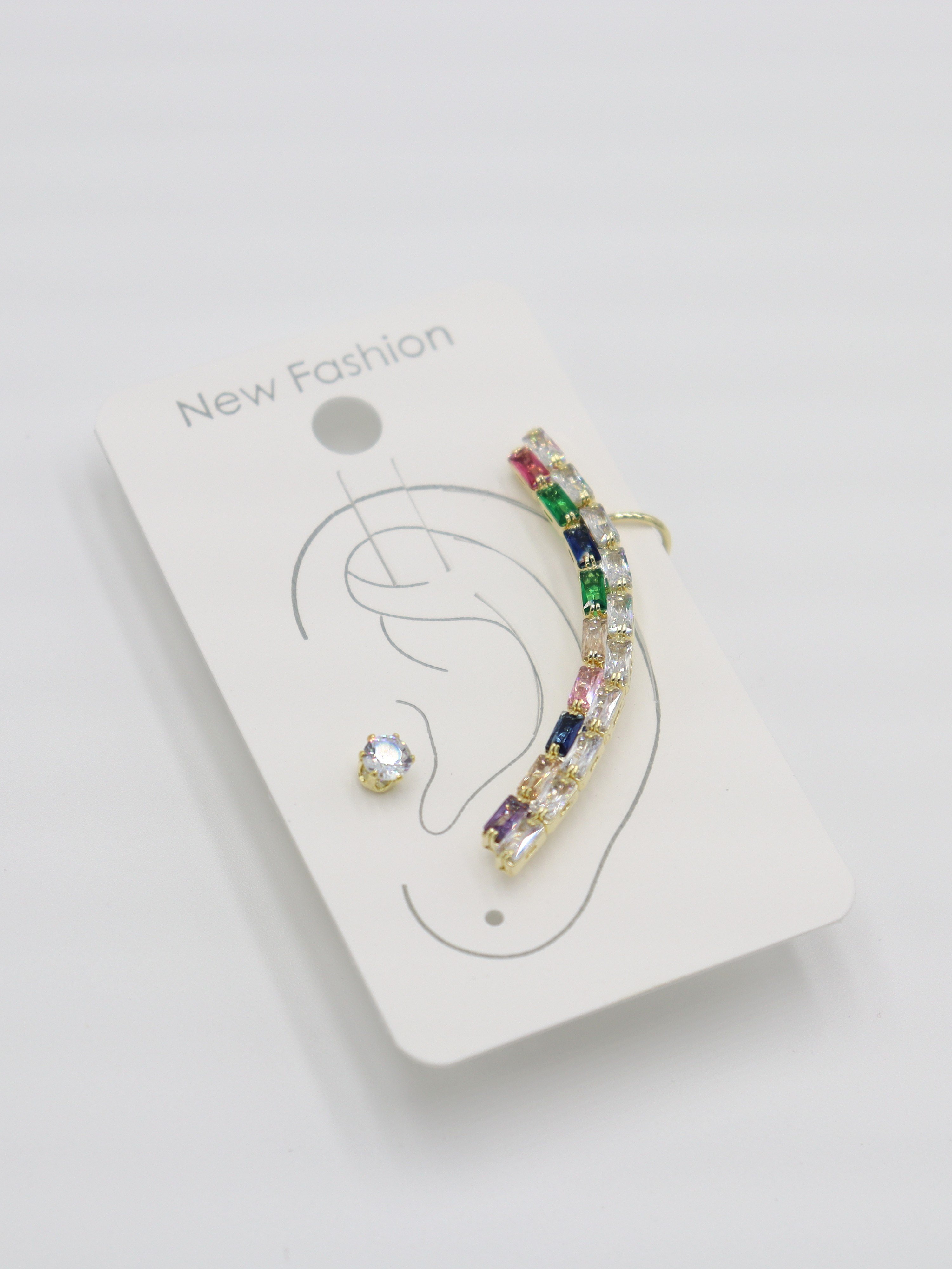 EARCUFF
