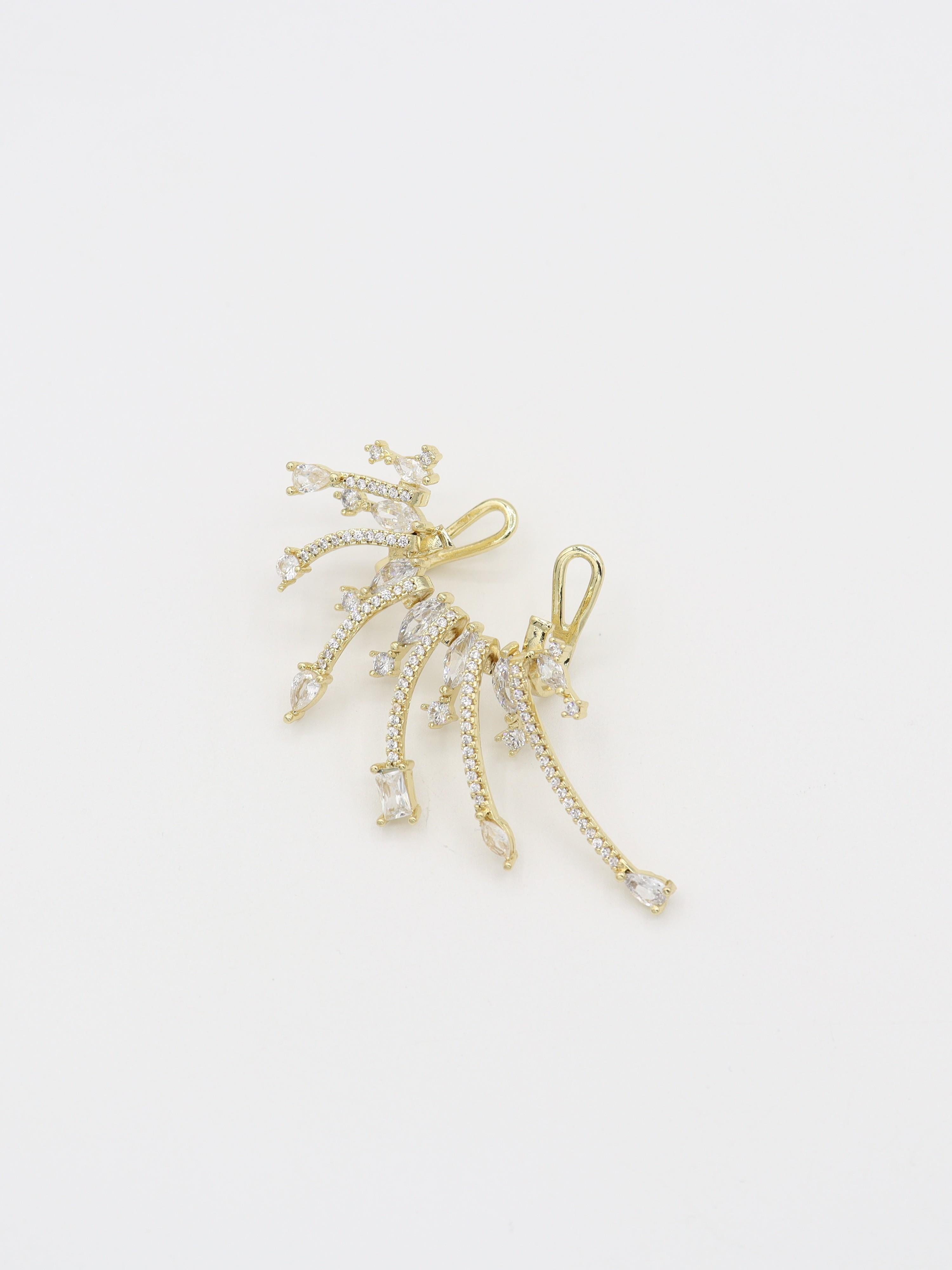 EARCUFF