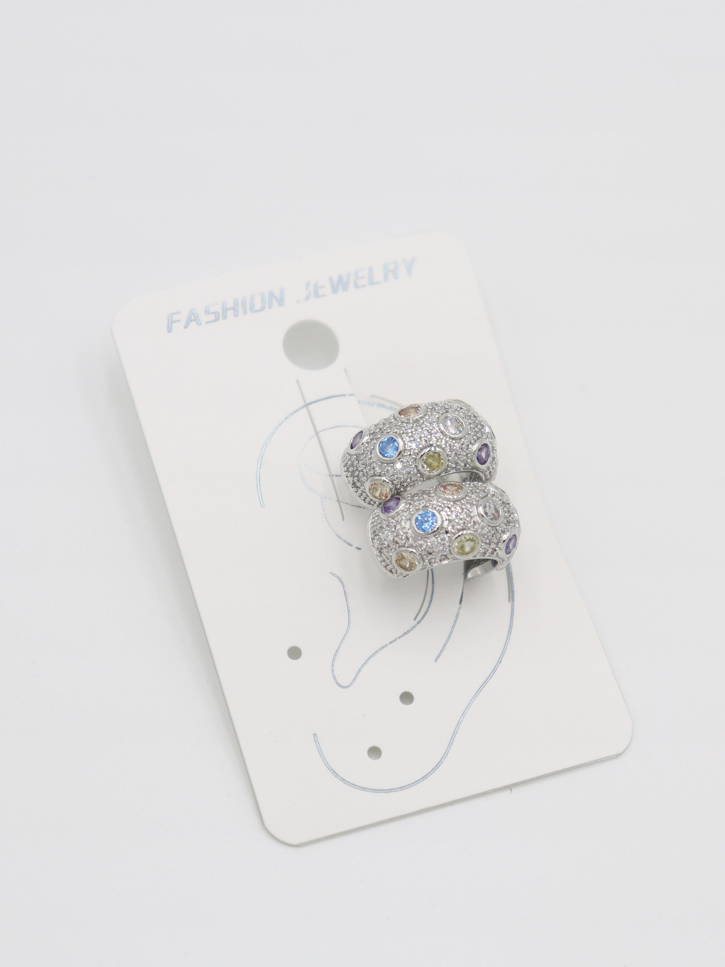 EARCUFF