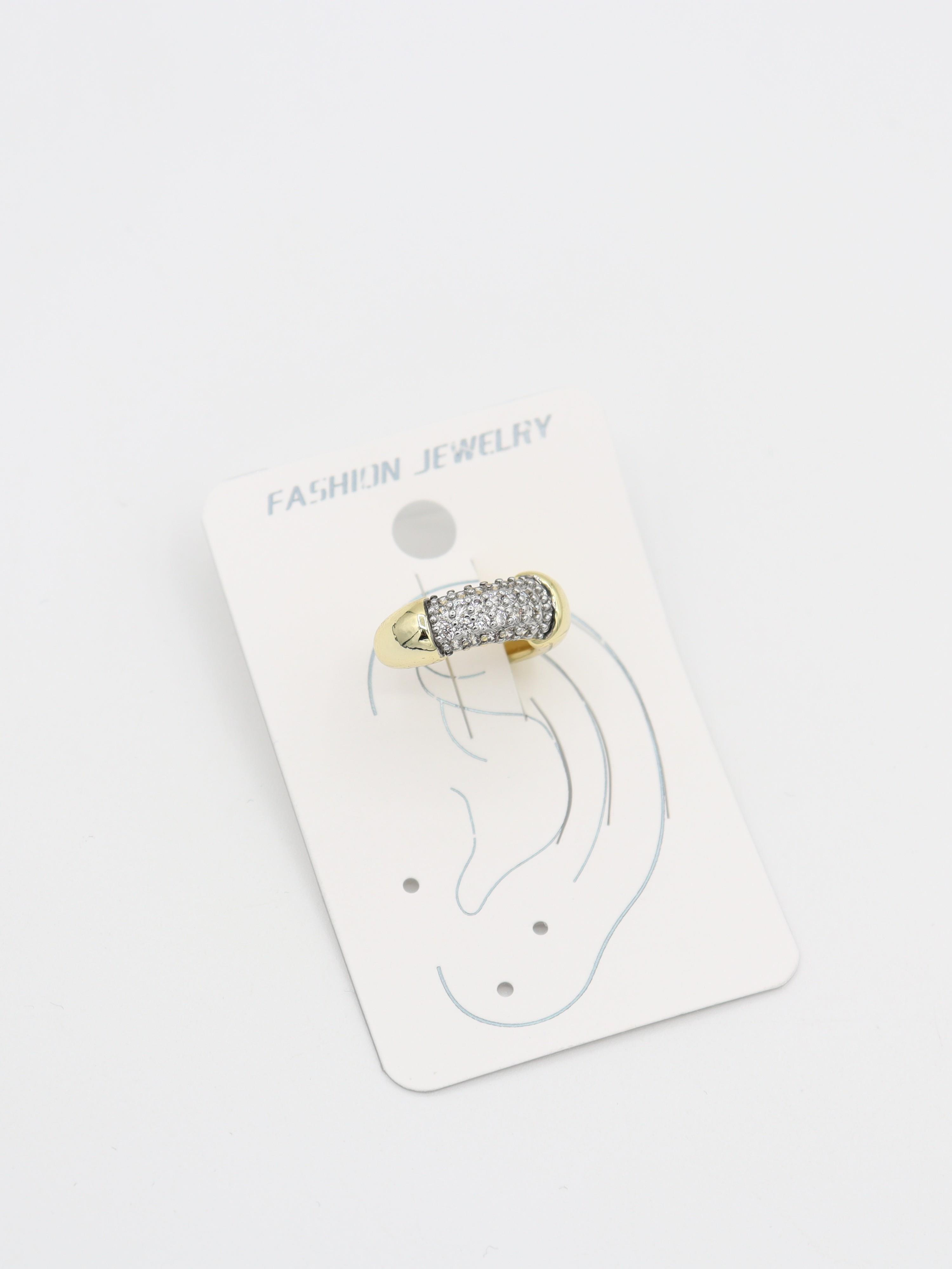 EARCUFF
