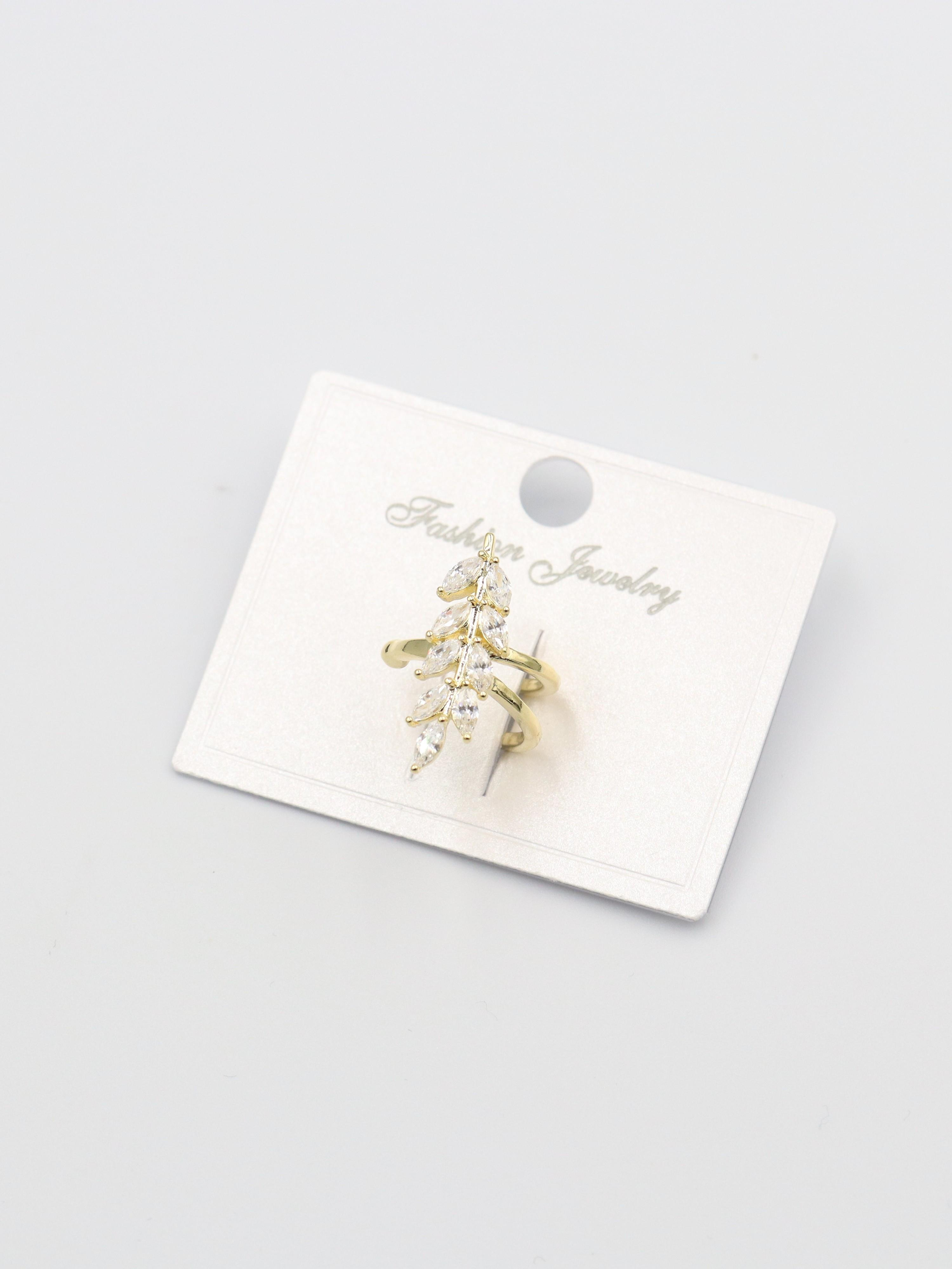 EARCUFF