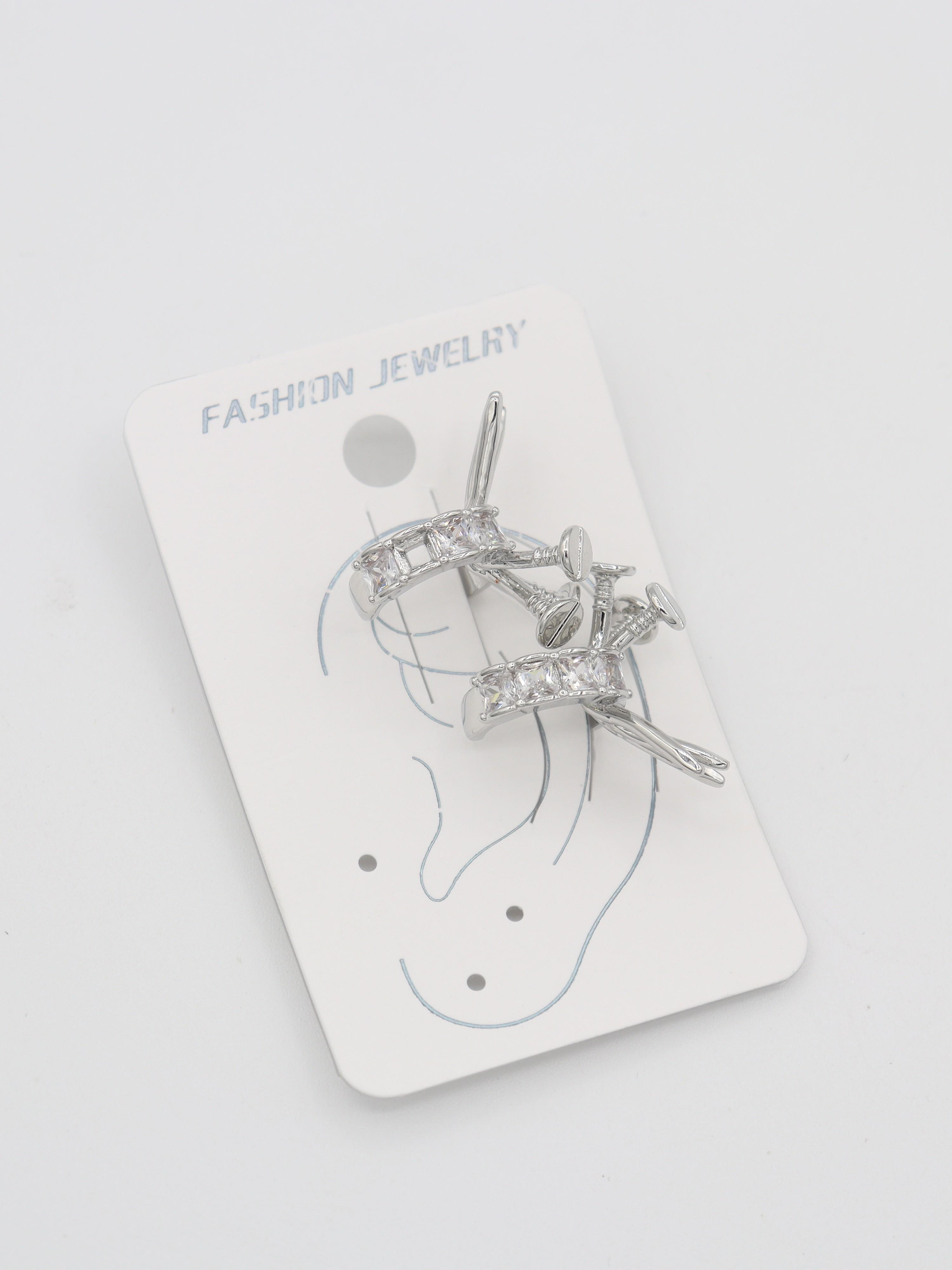EARCUFF