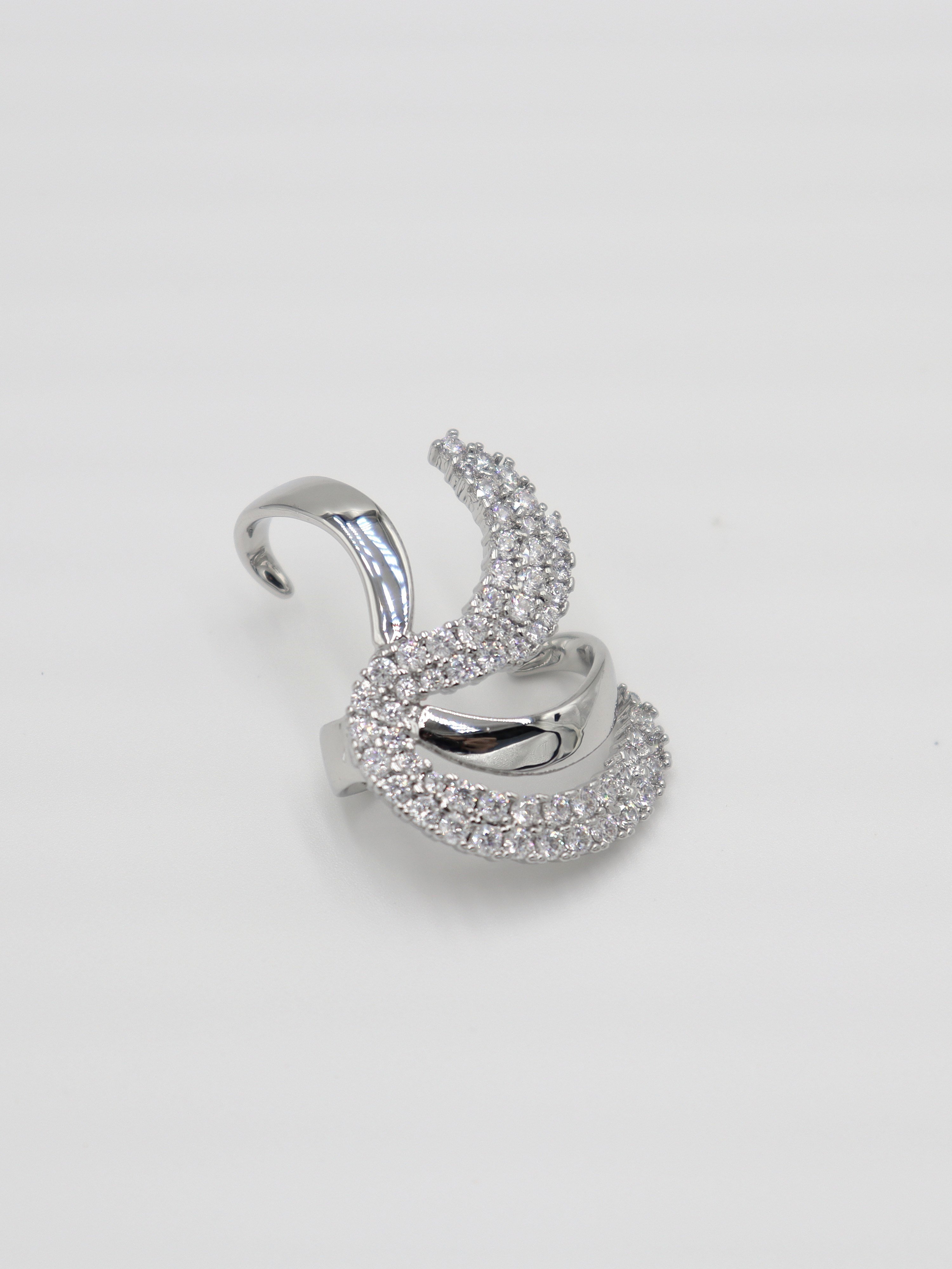 EARCUFF