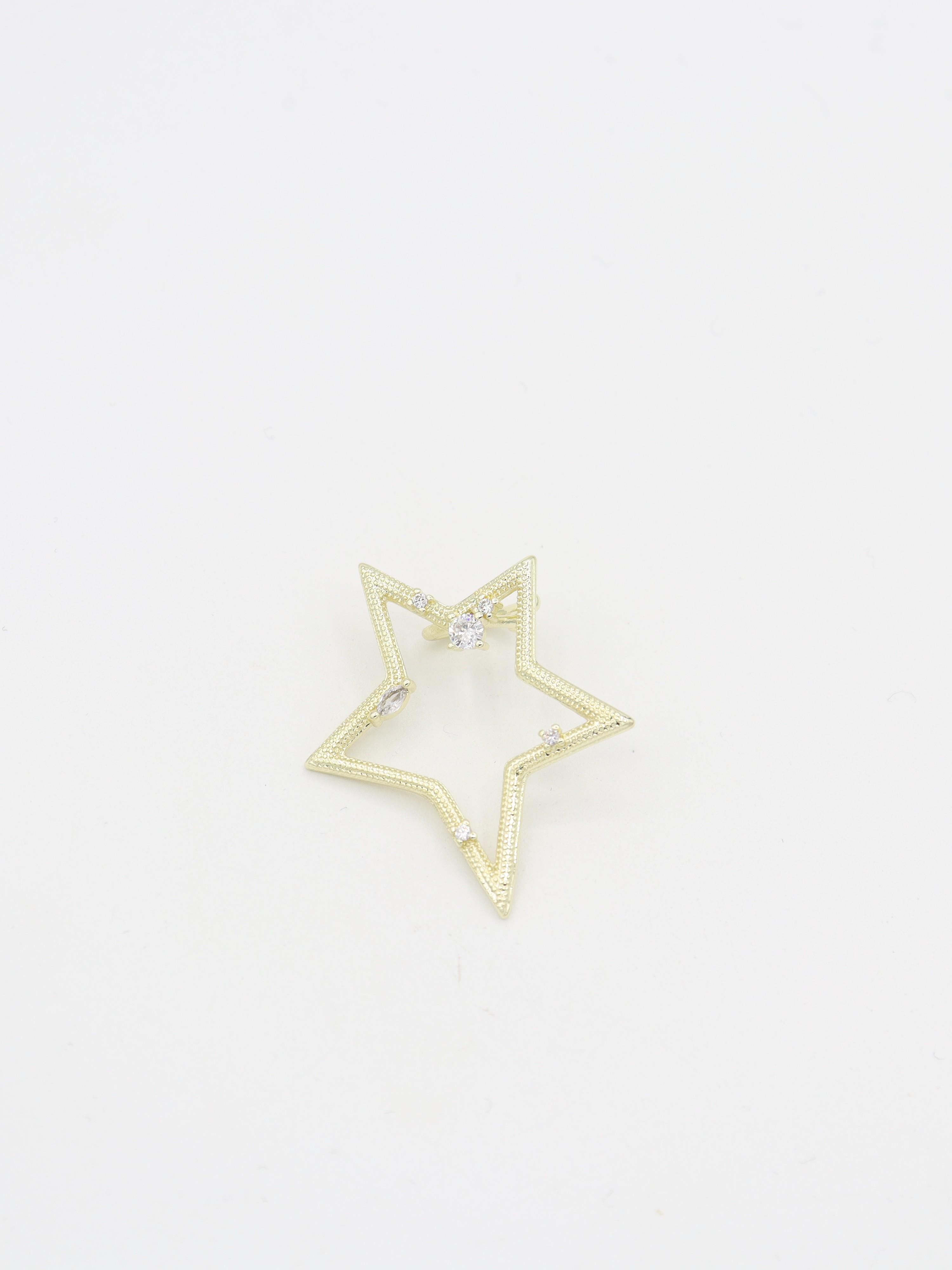 EARCUFF