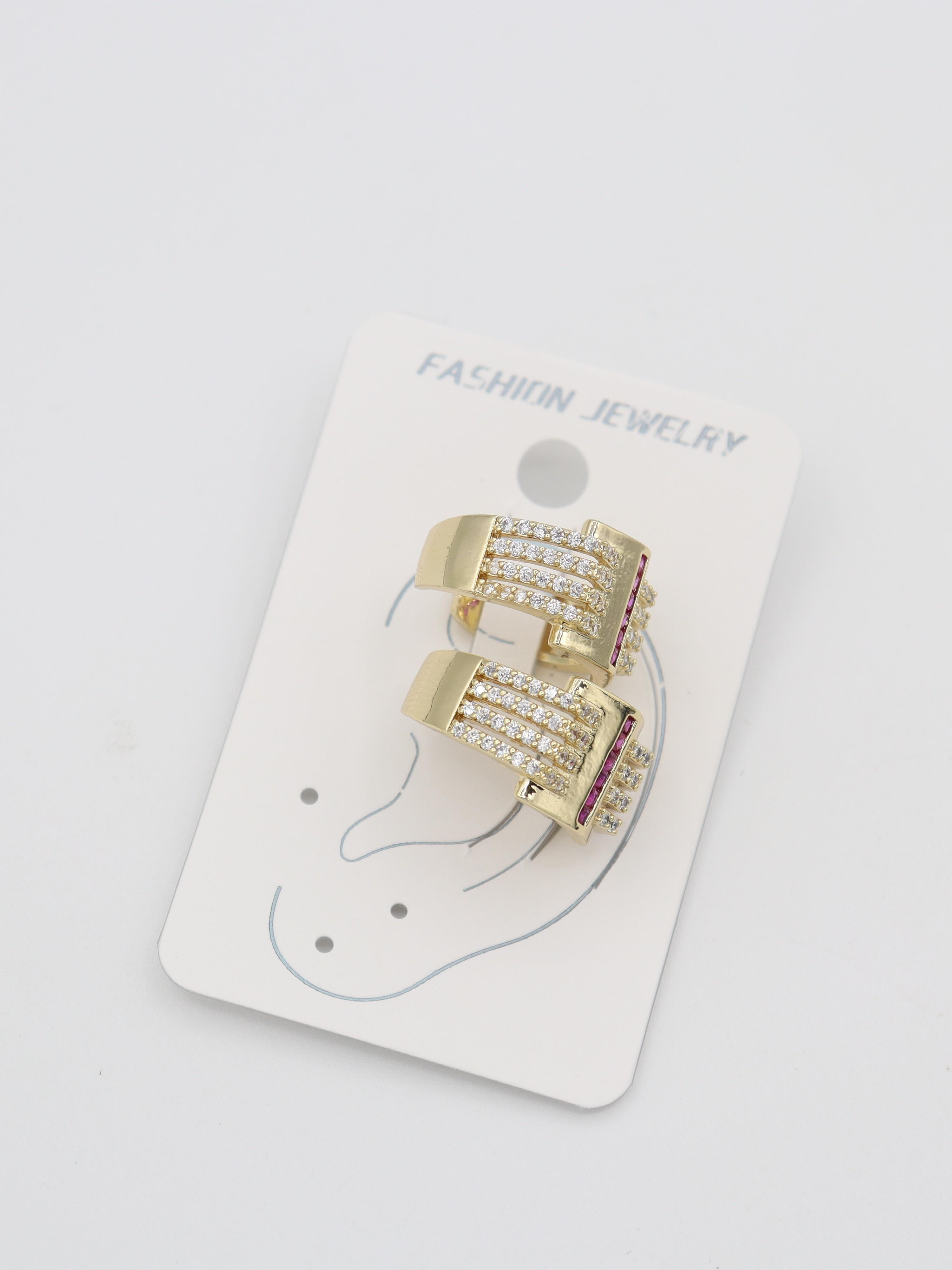 EARCUFF
