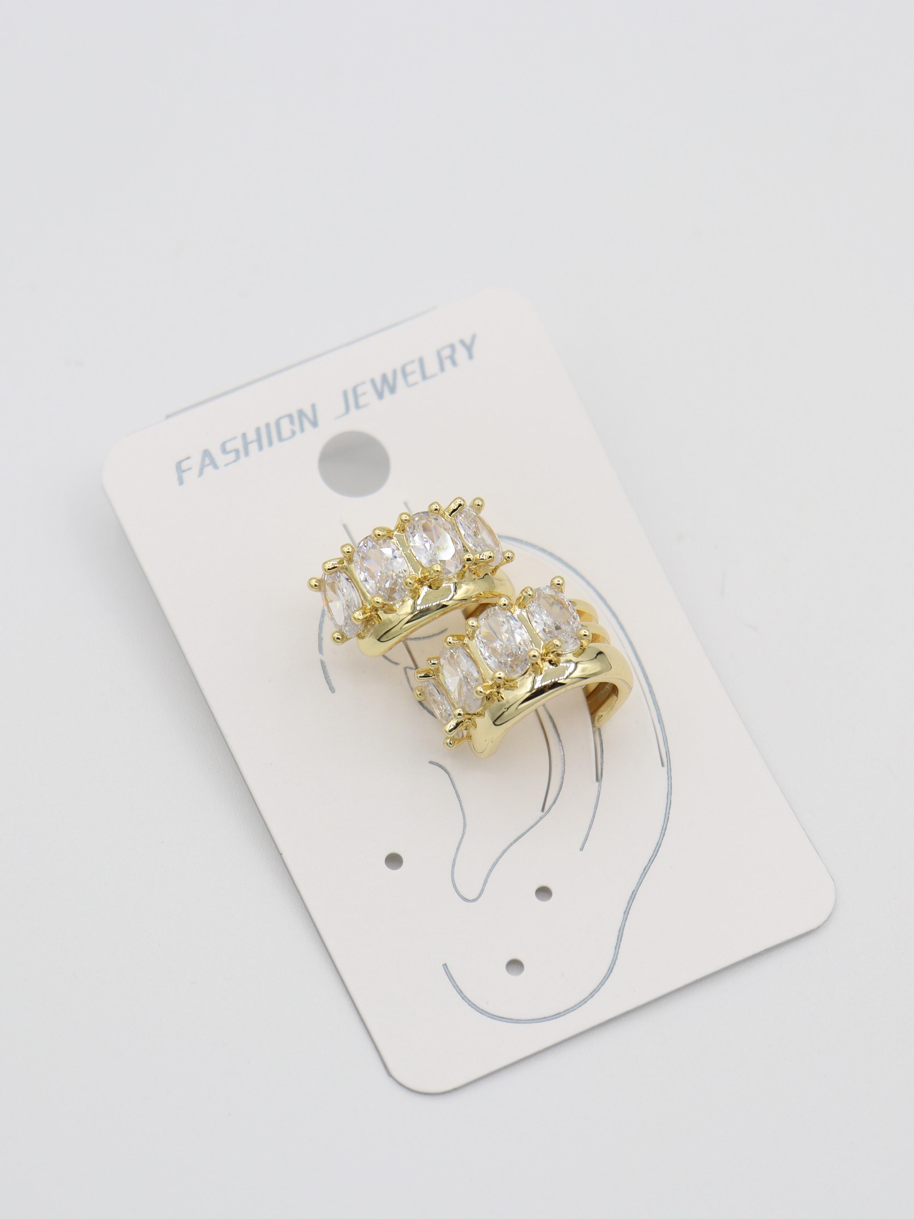 EARCUFF