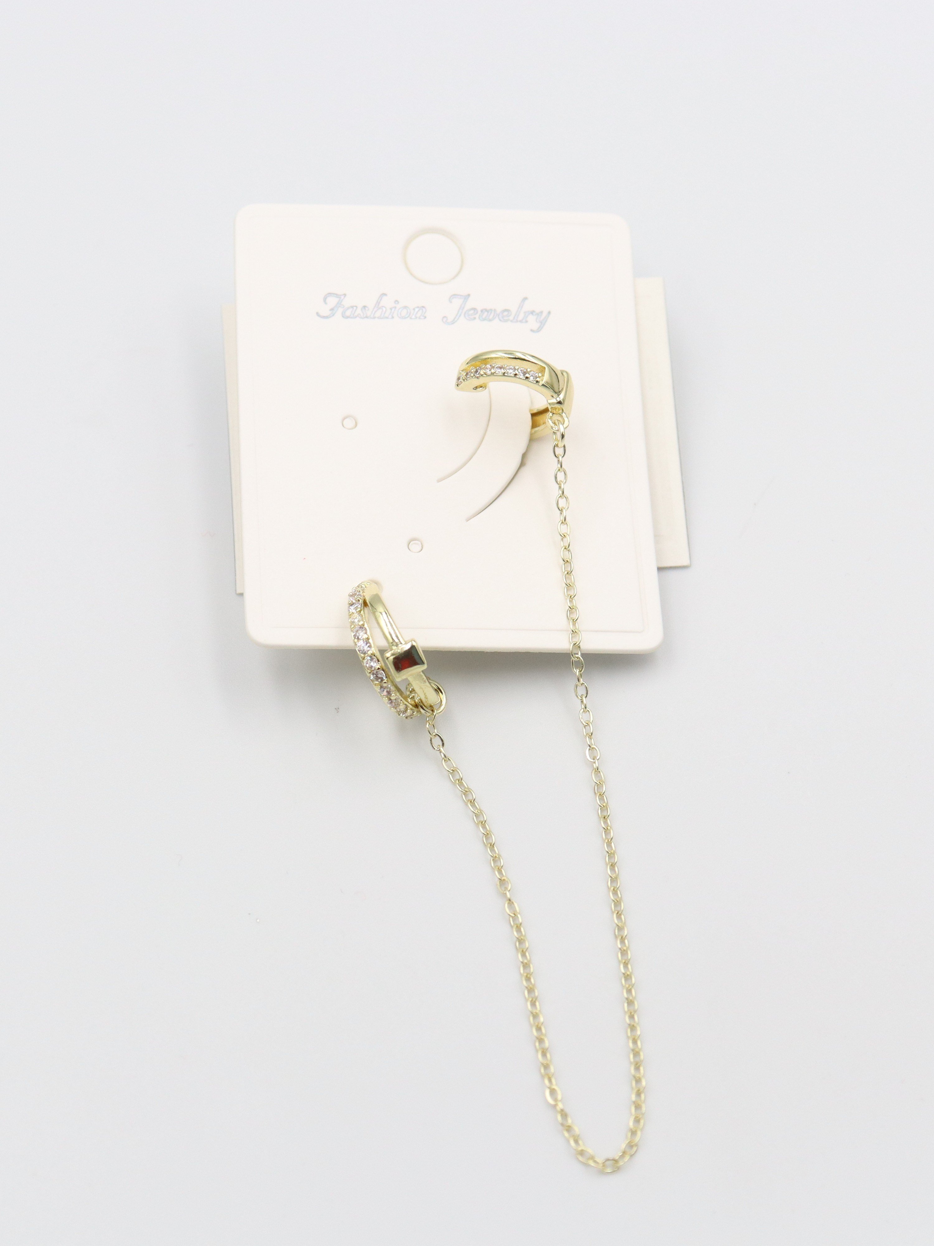 EARCUFF