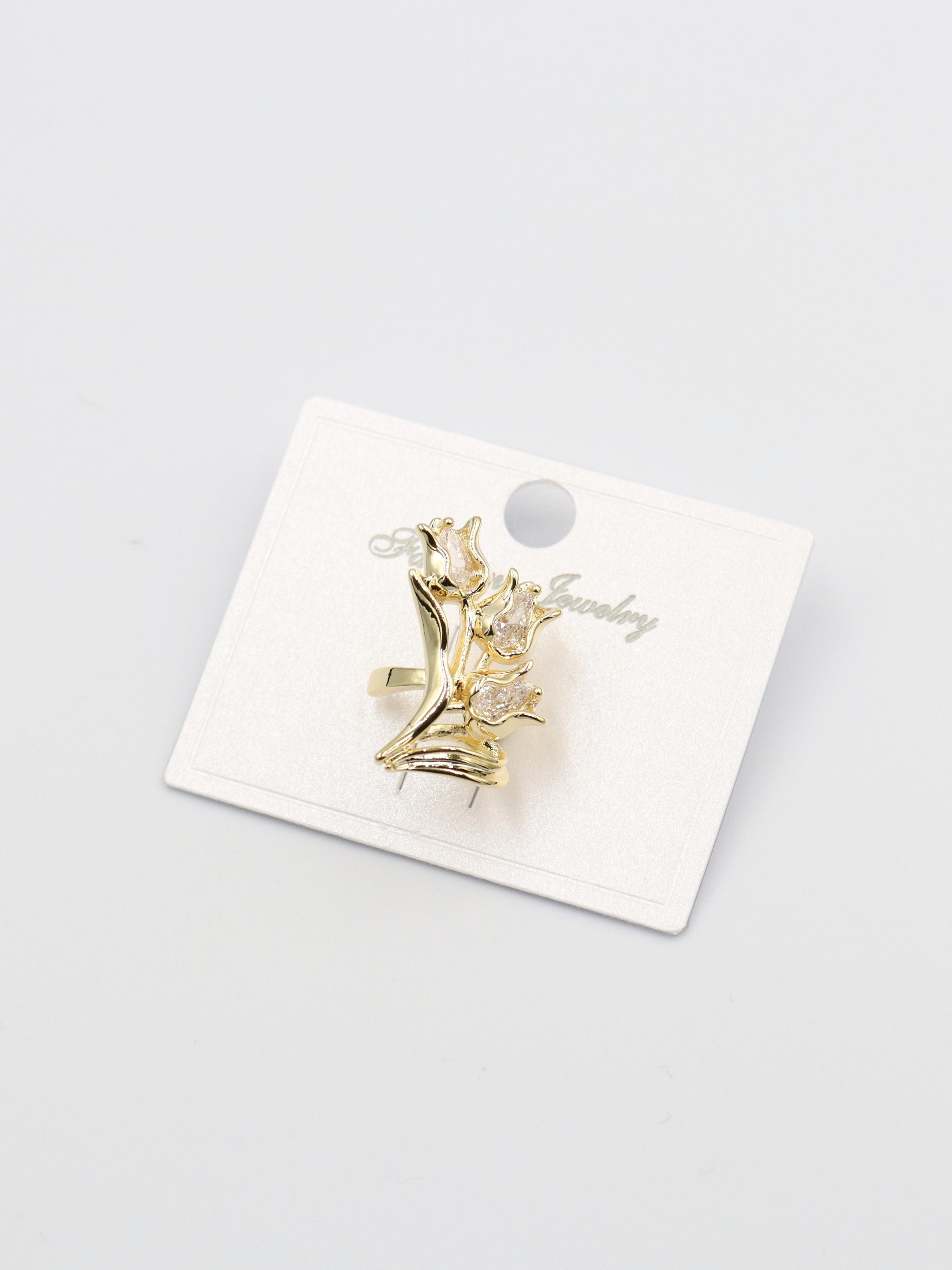 EARCUFF