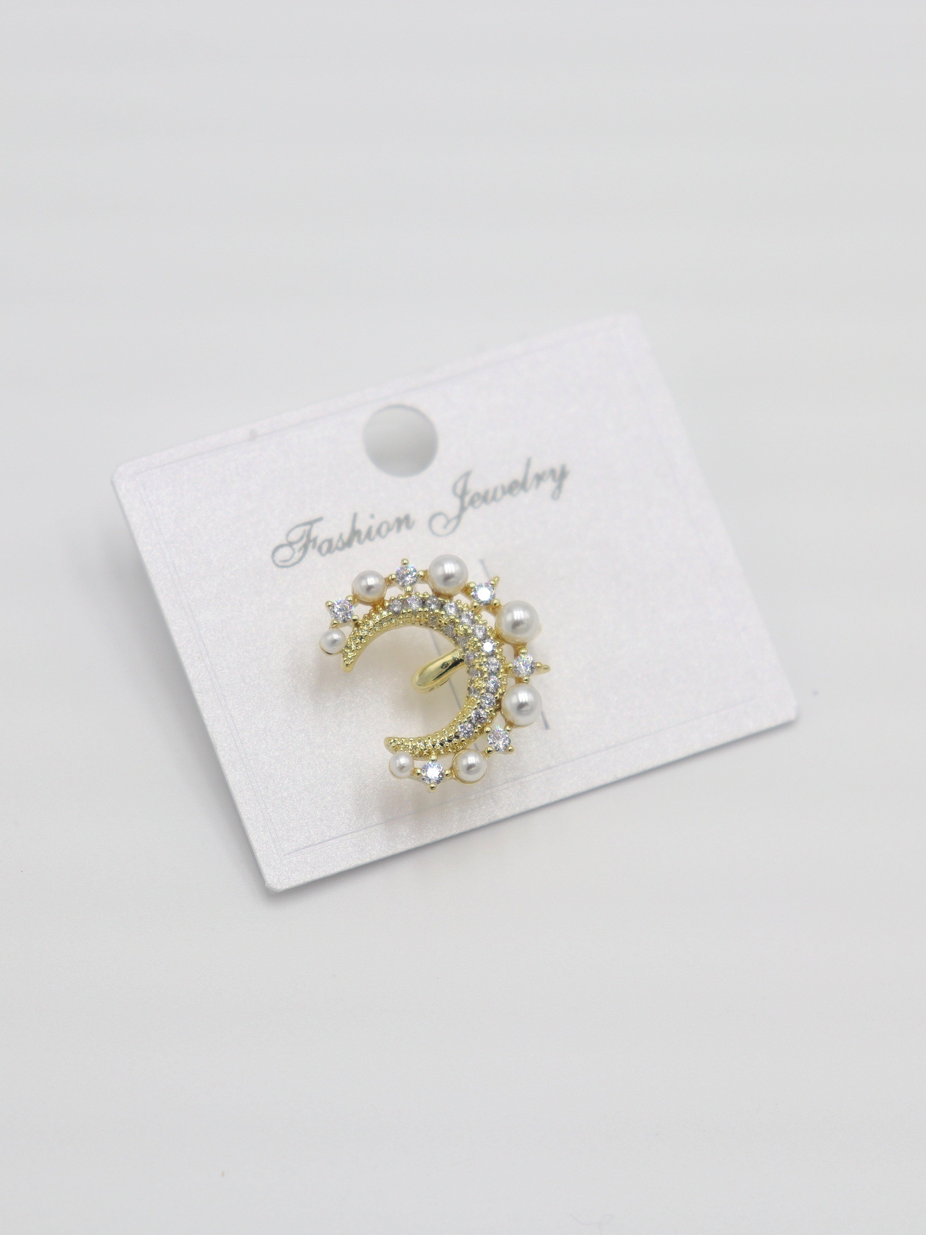EARCUFF