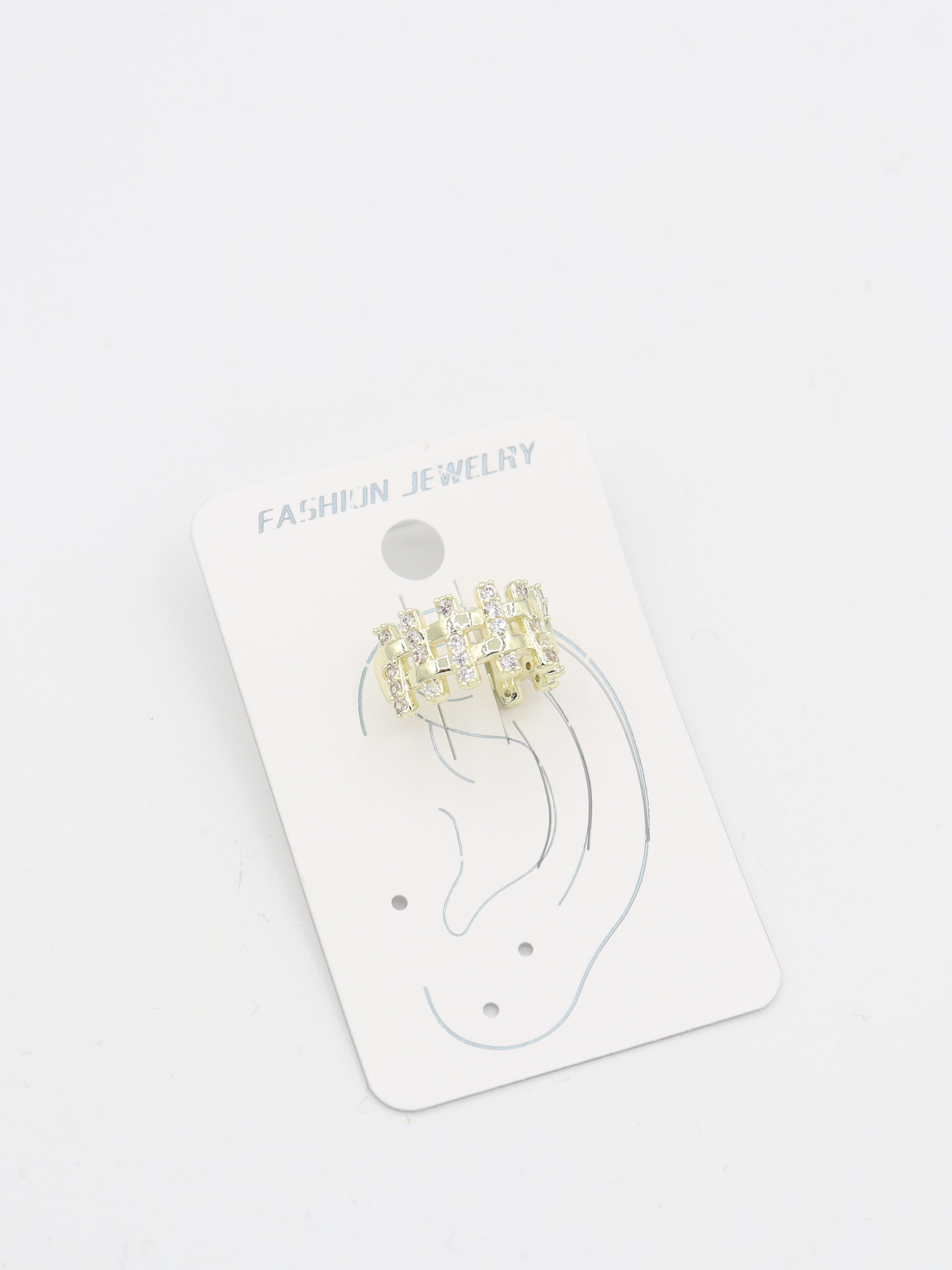 EARCUFF