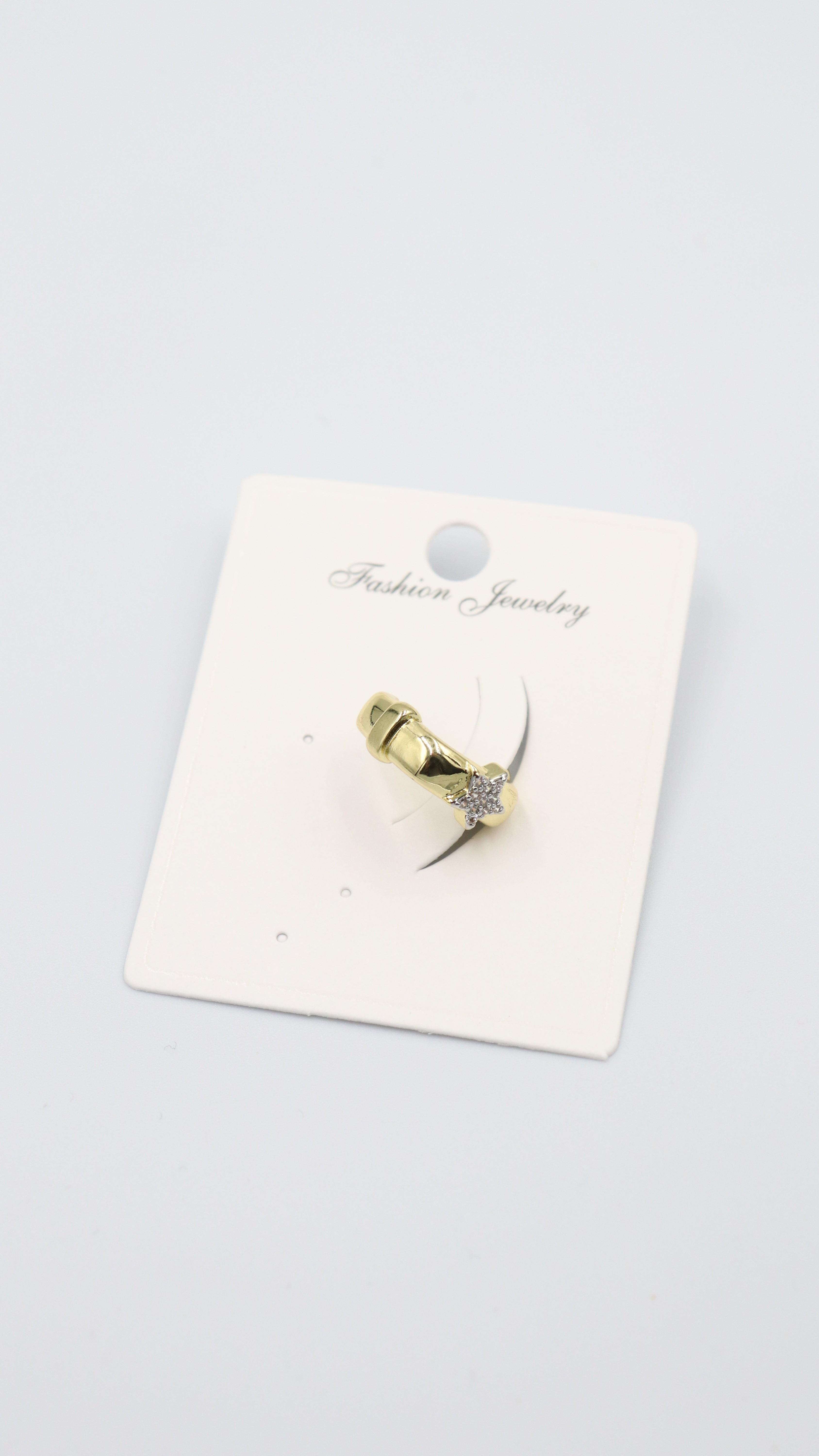 EARCUFF