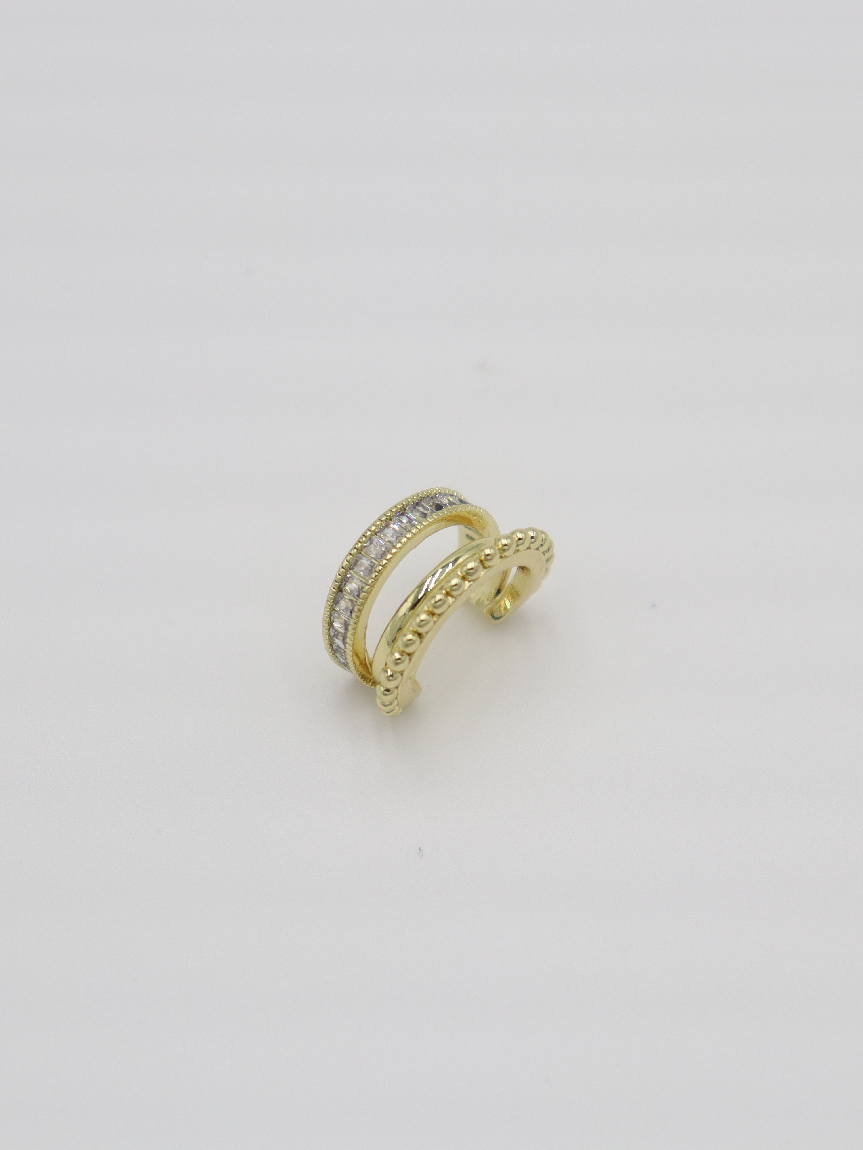 EARCUFF
