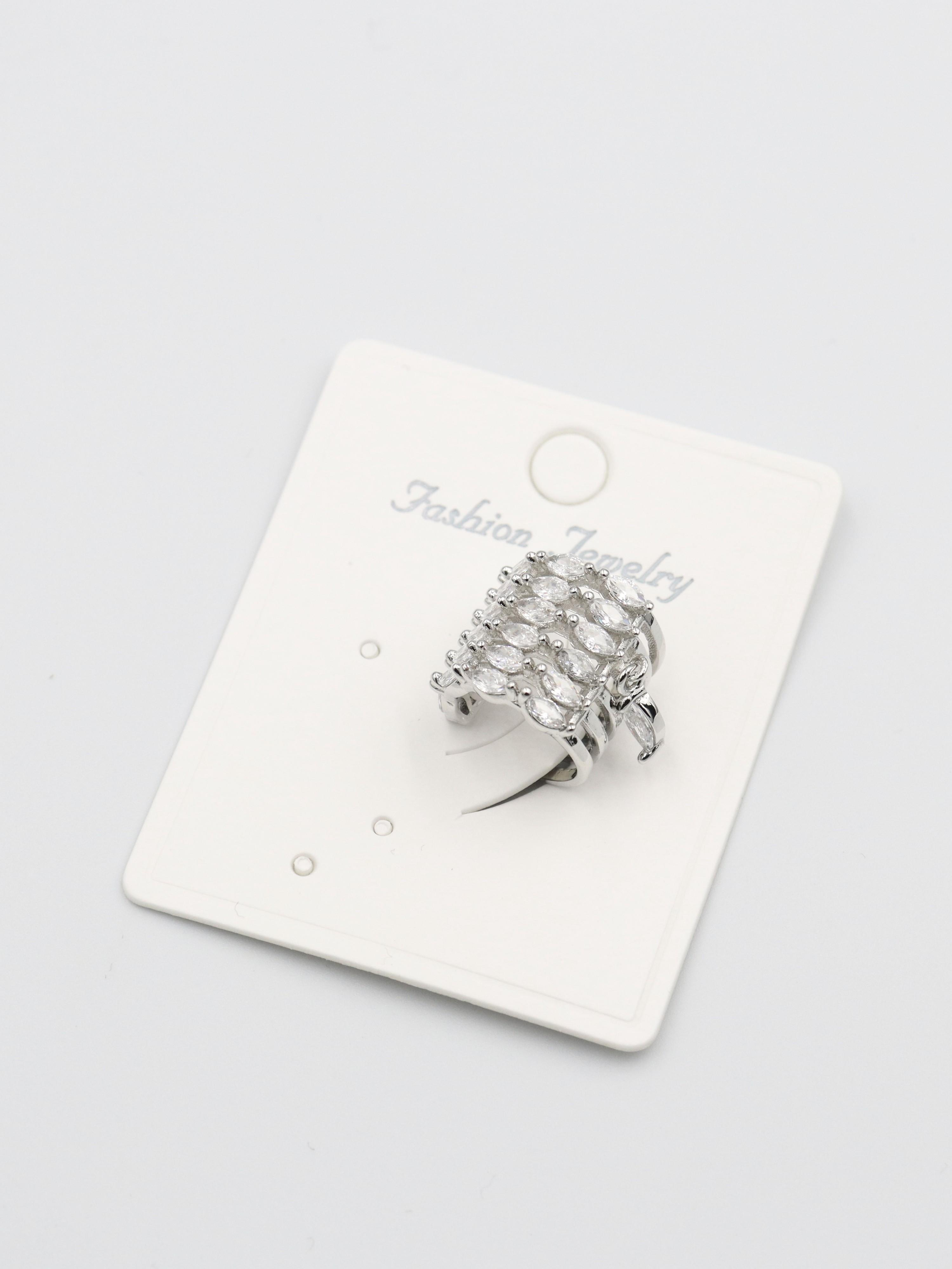 EARCUFF