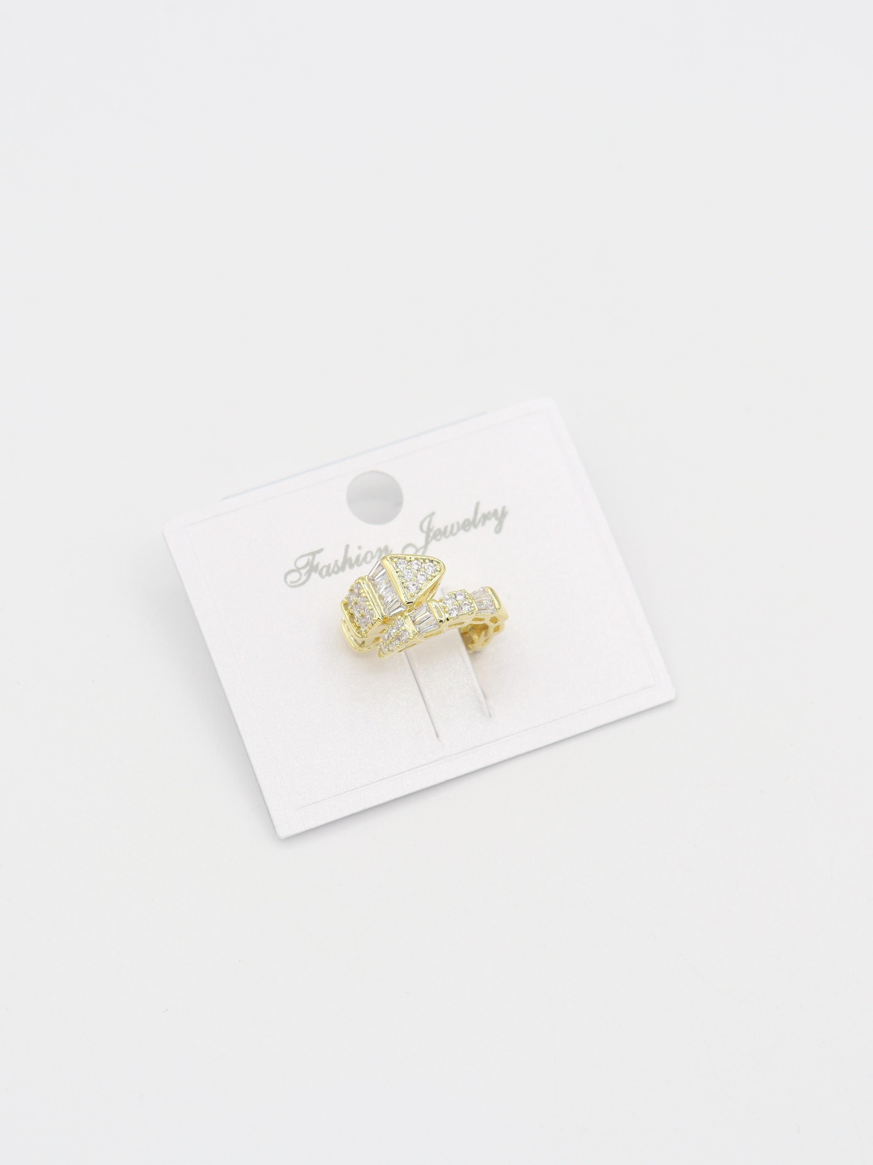 EARCUFF