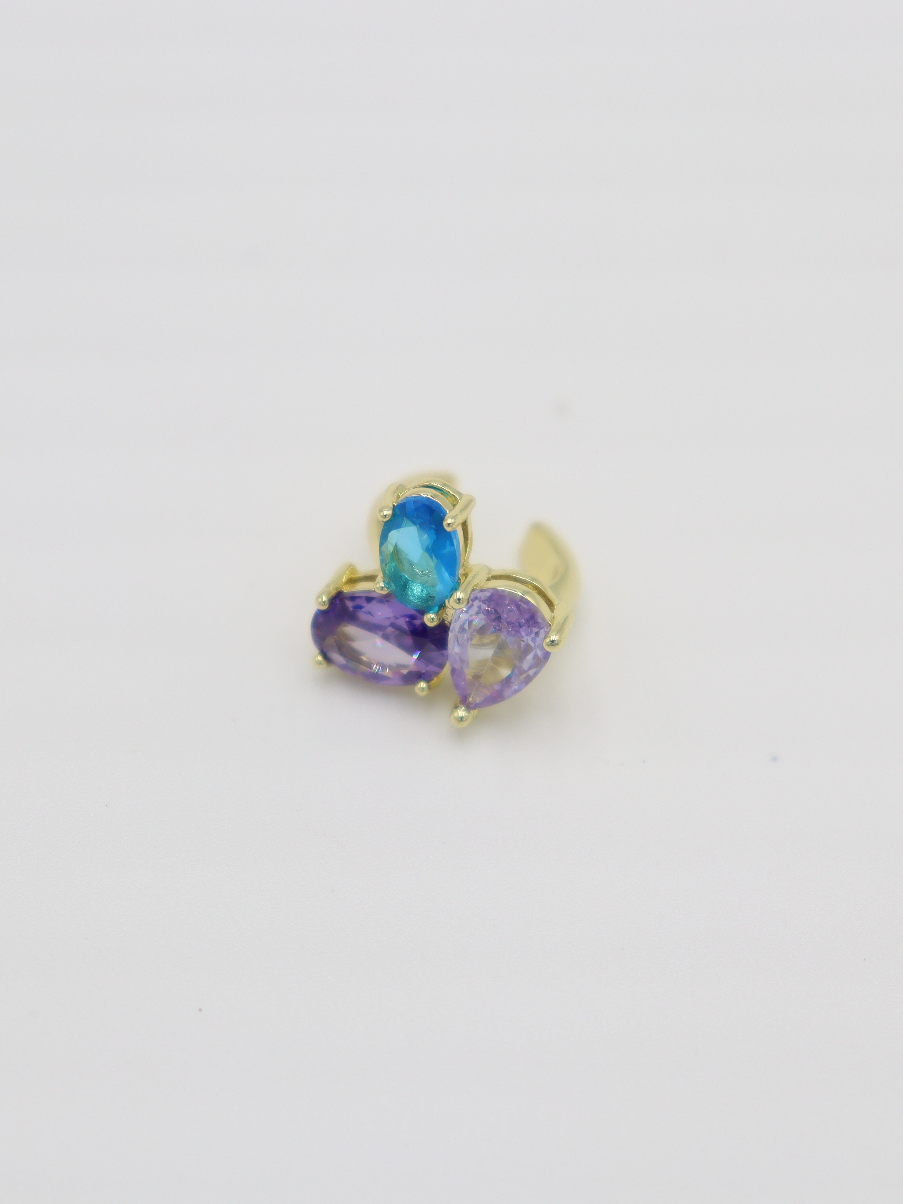EARCUFF