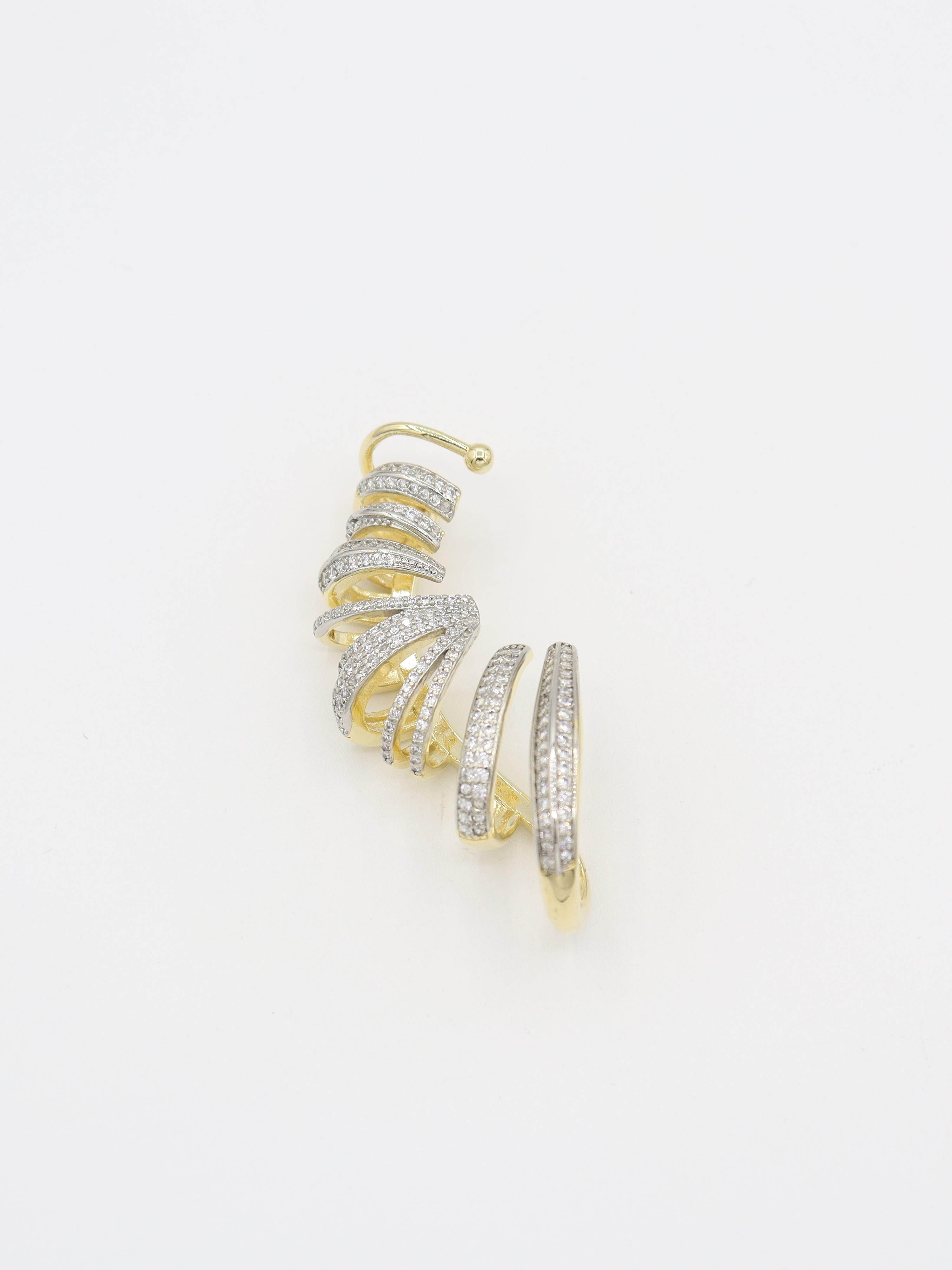 EARCUFF