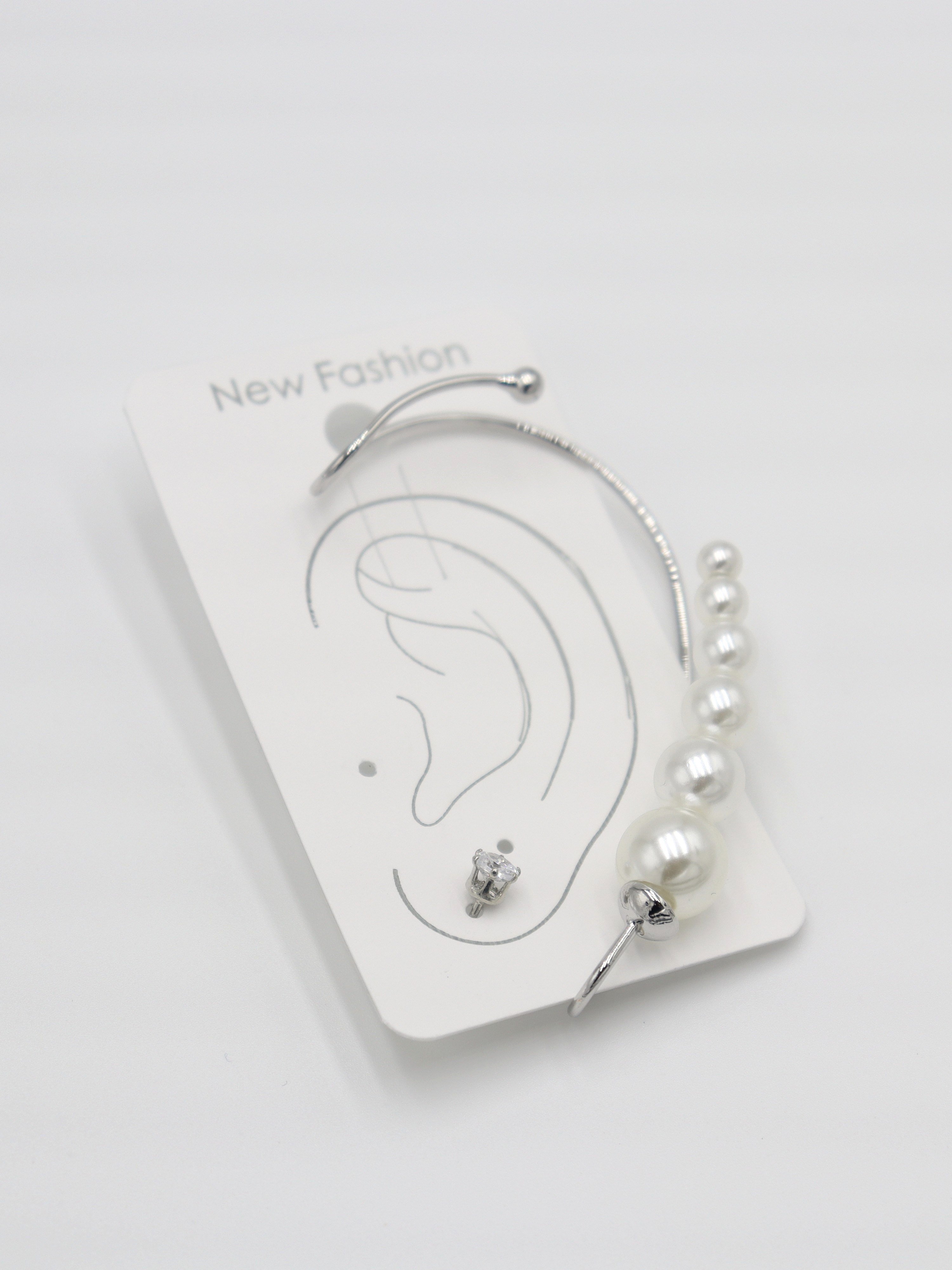 EARCUFF