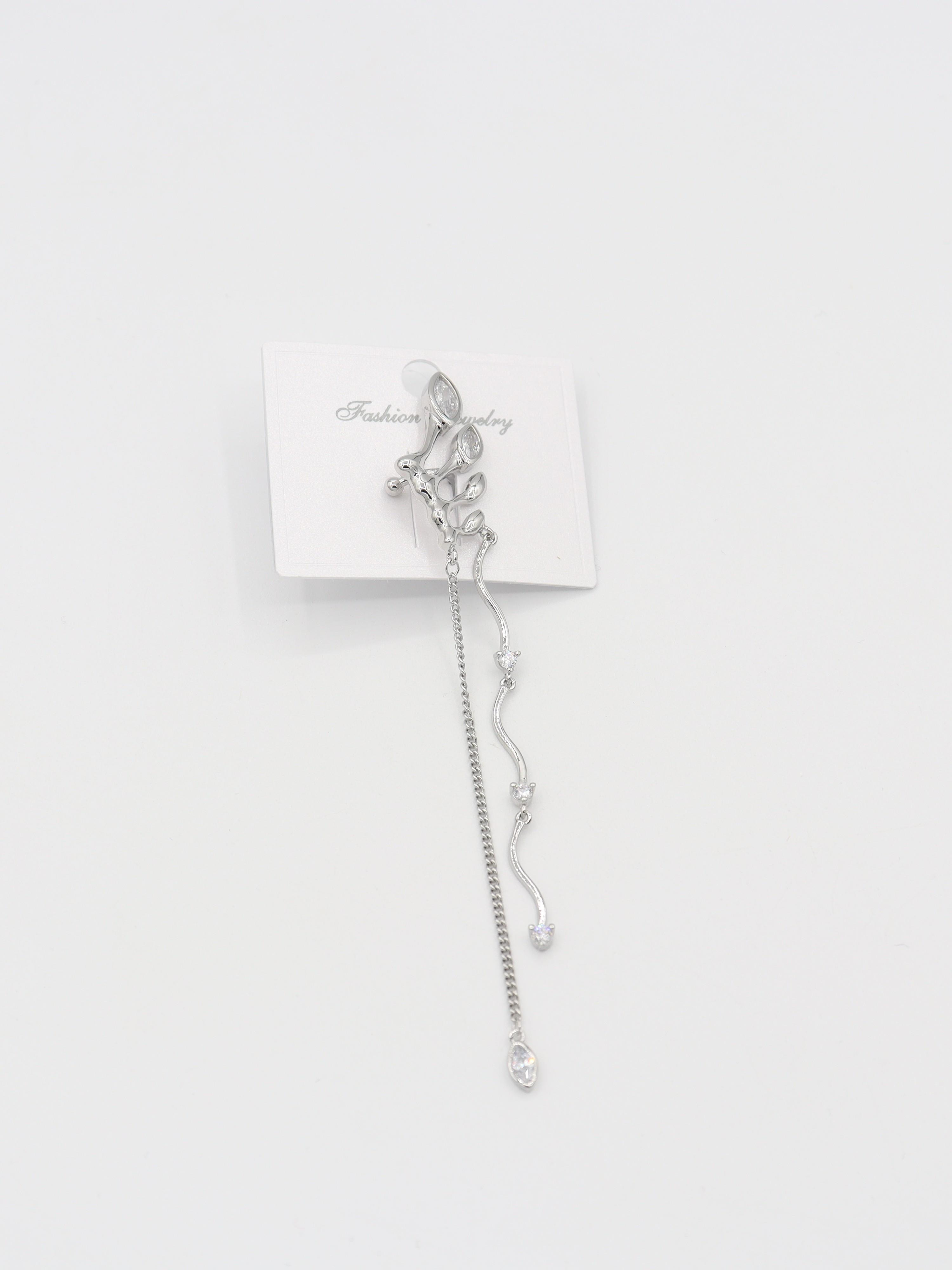 EARCUFF