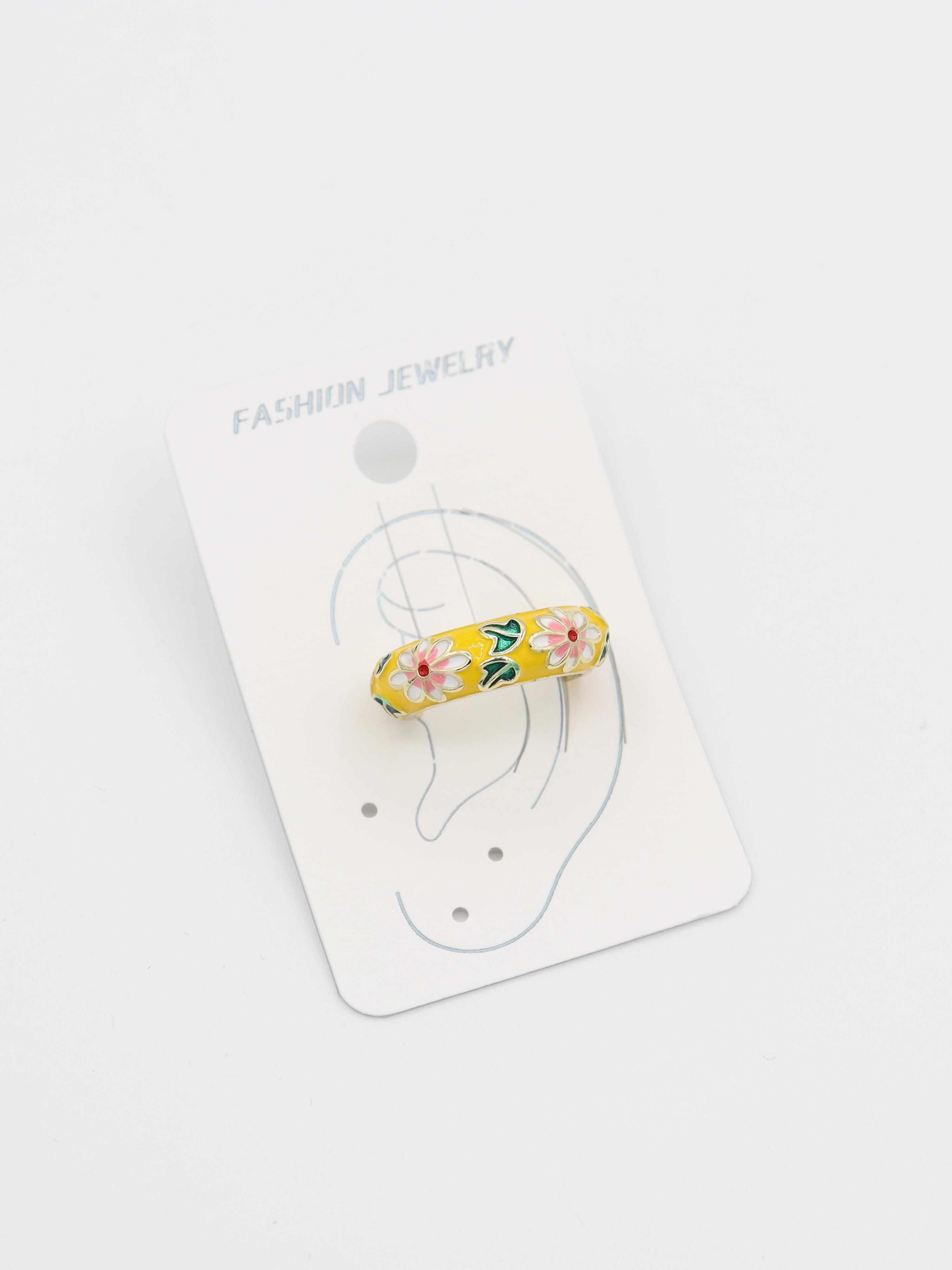 EARCUFF
