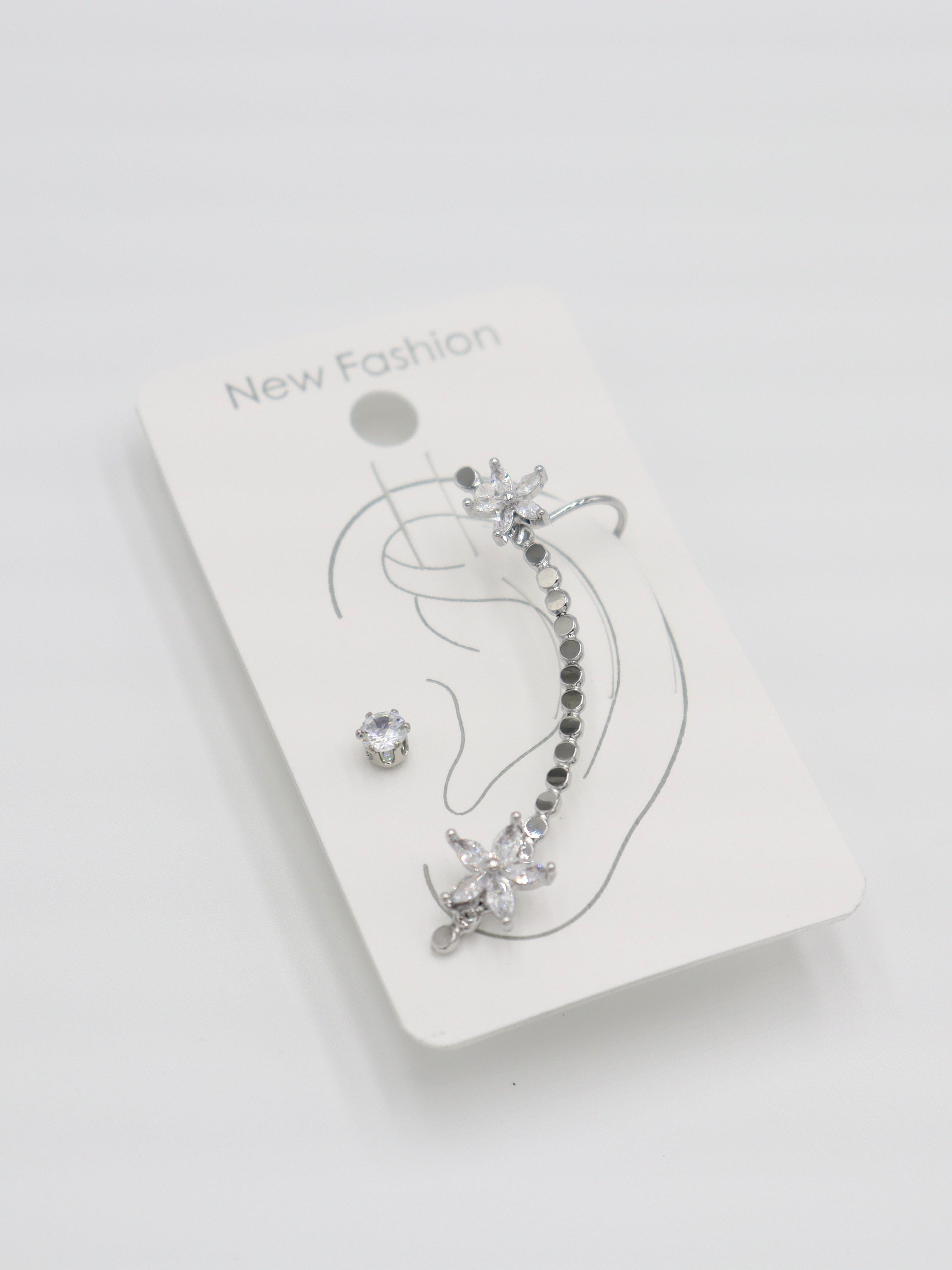 EARCUFF