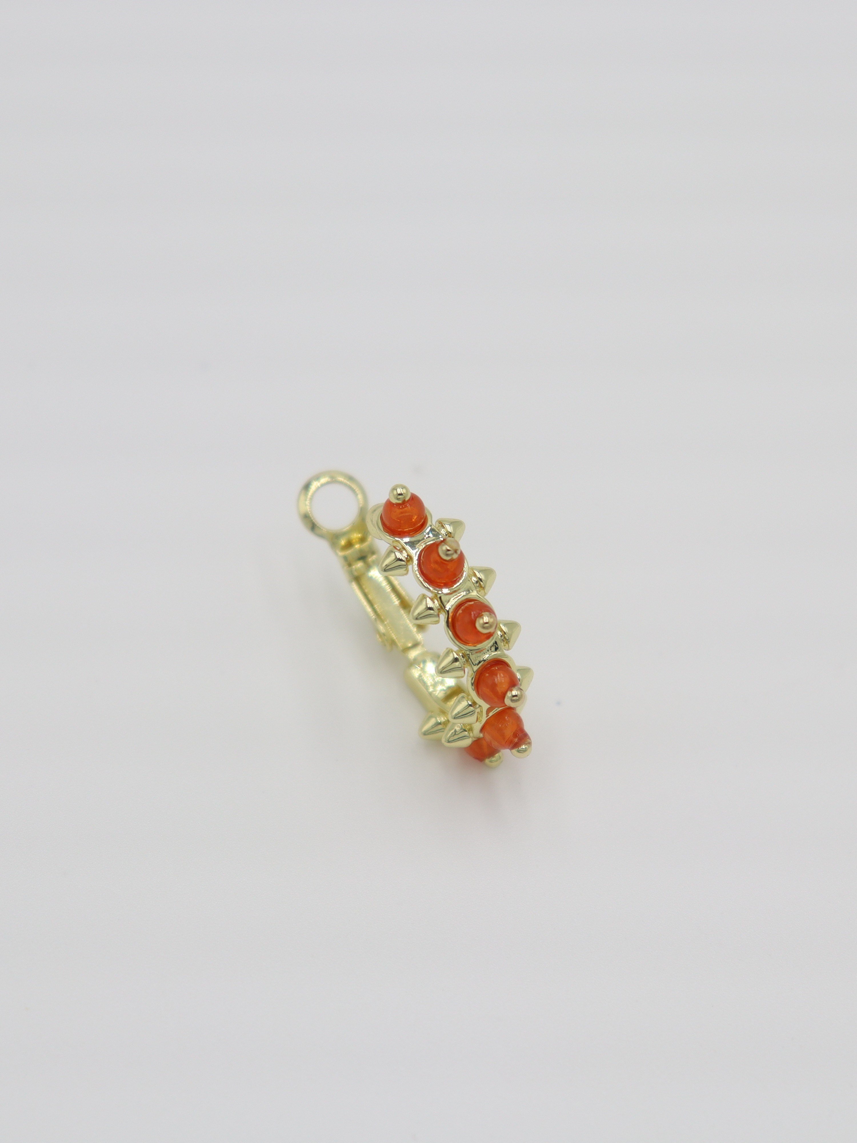 EARCUFF