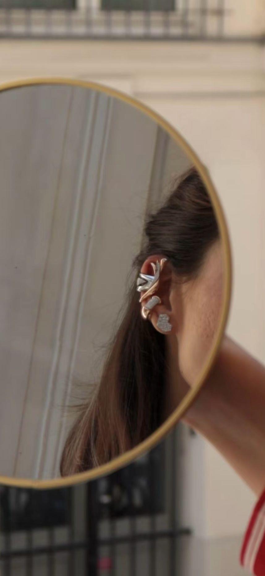 EARCUFF