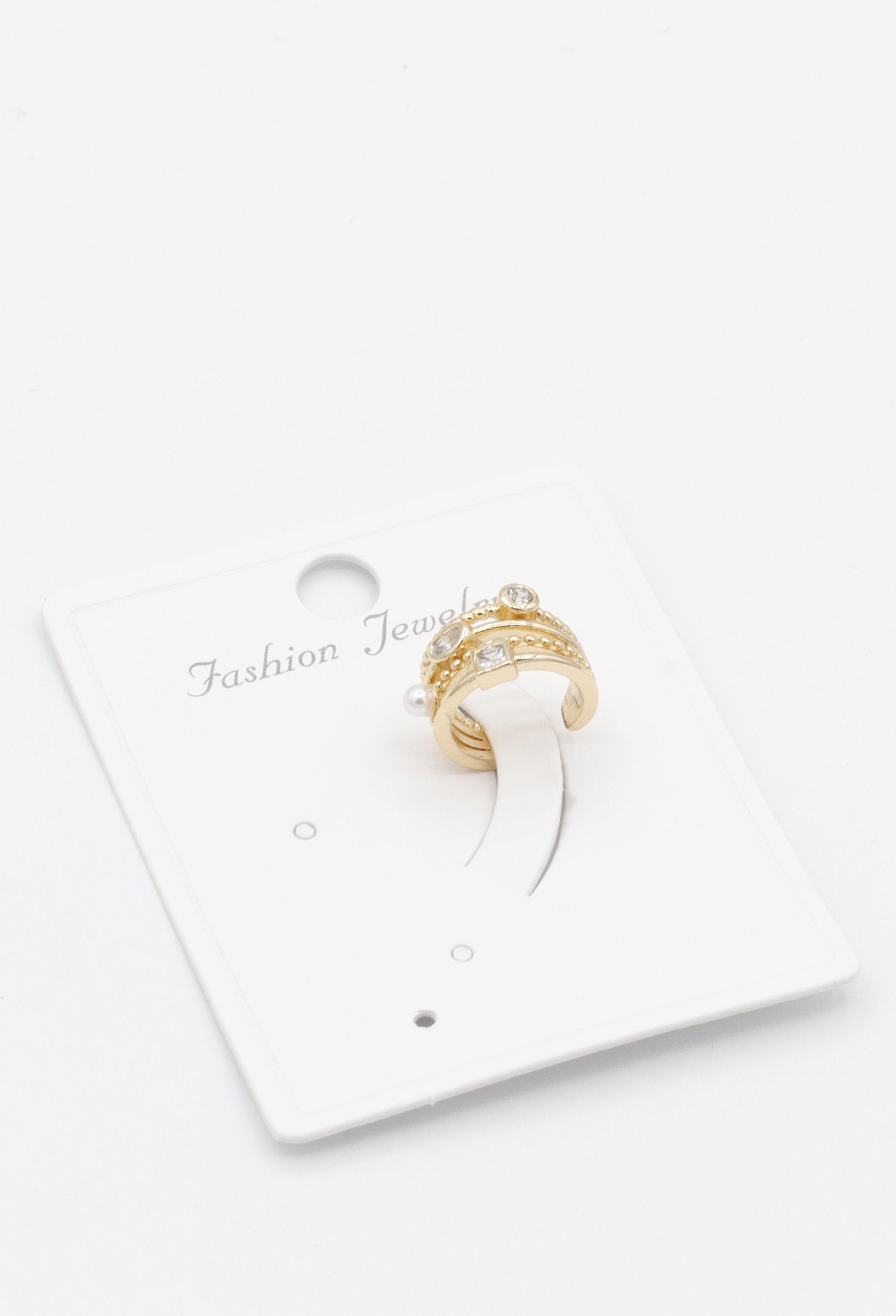 EARCUFF