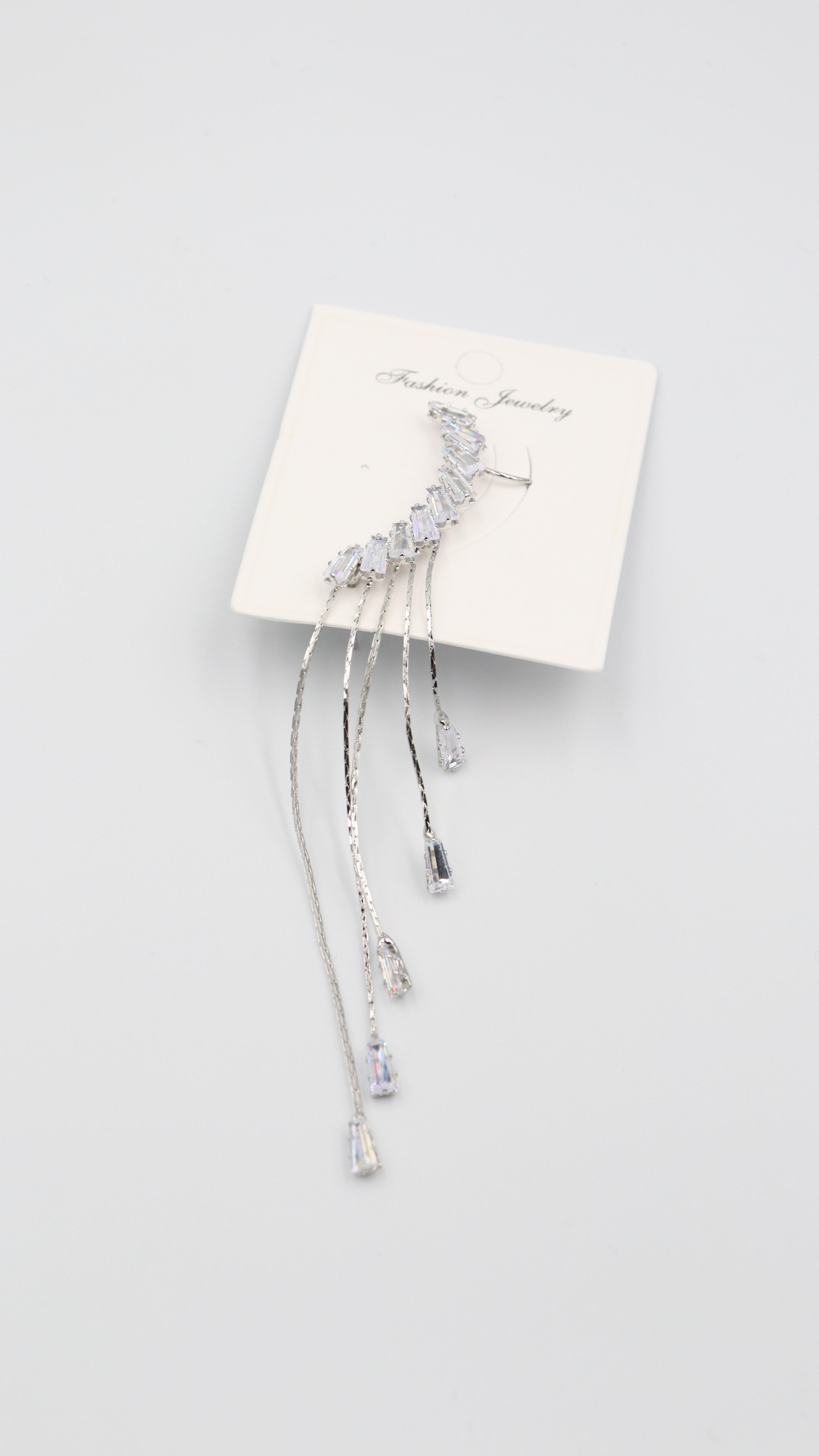 EARCUFF
