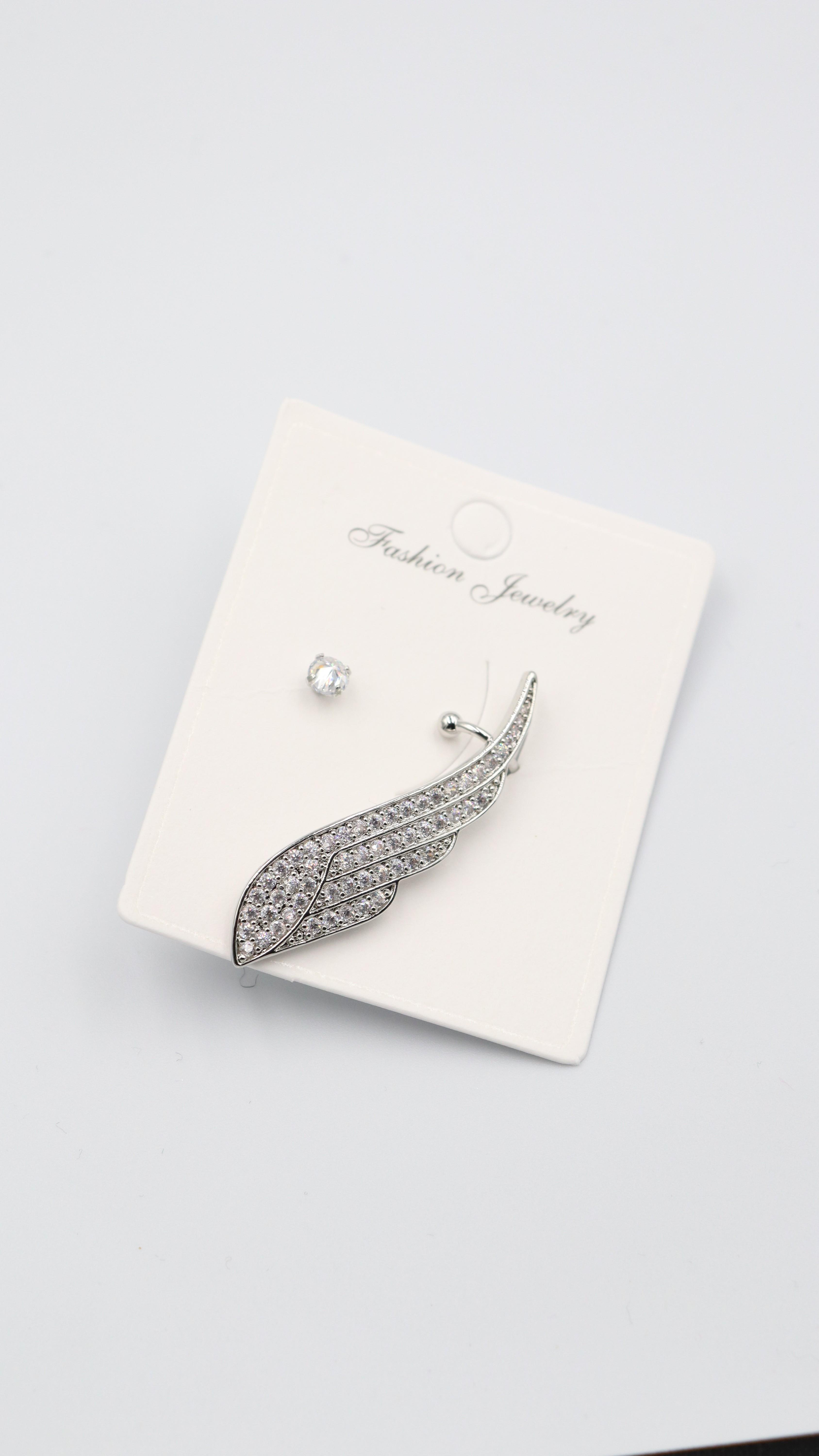 EARCUFF