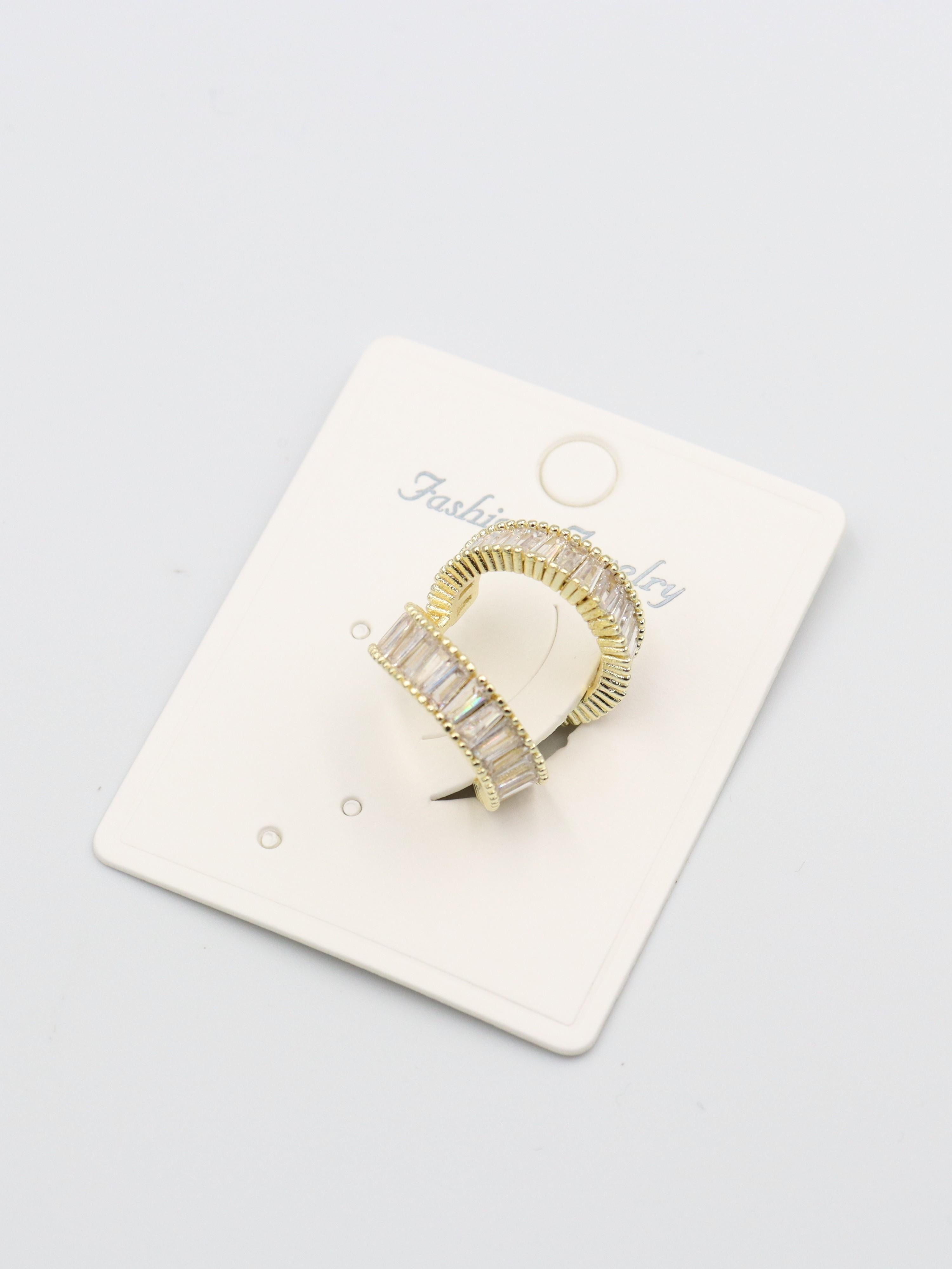 EARCUFF