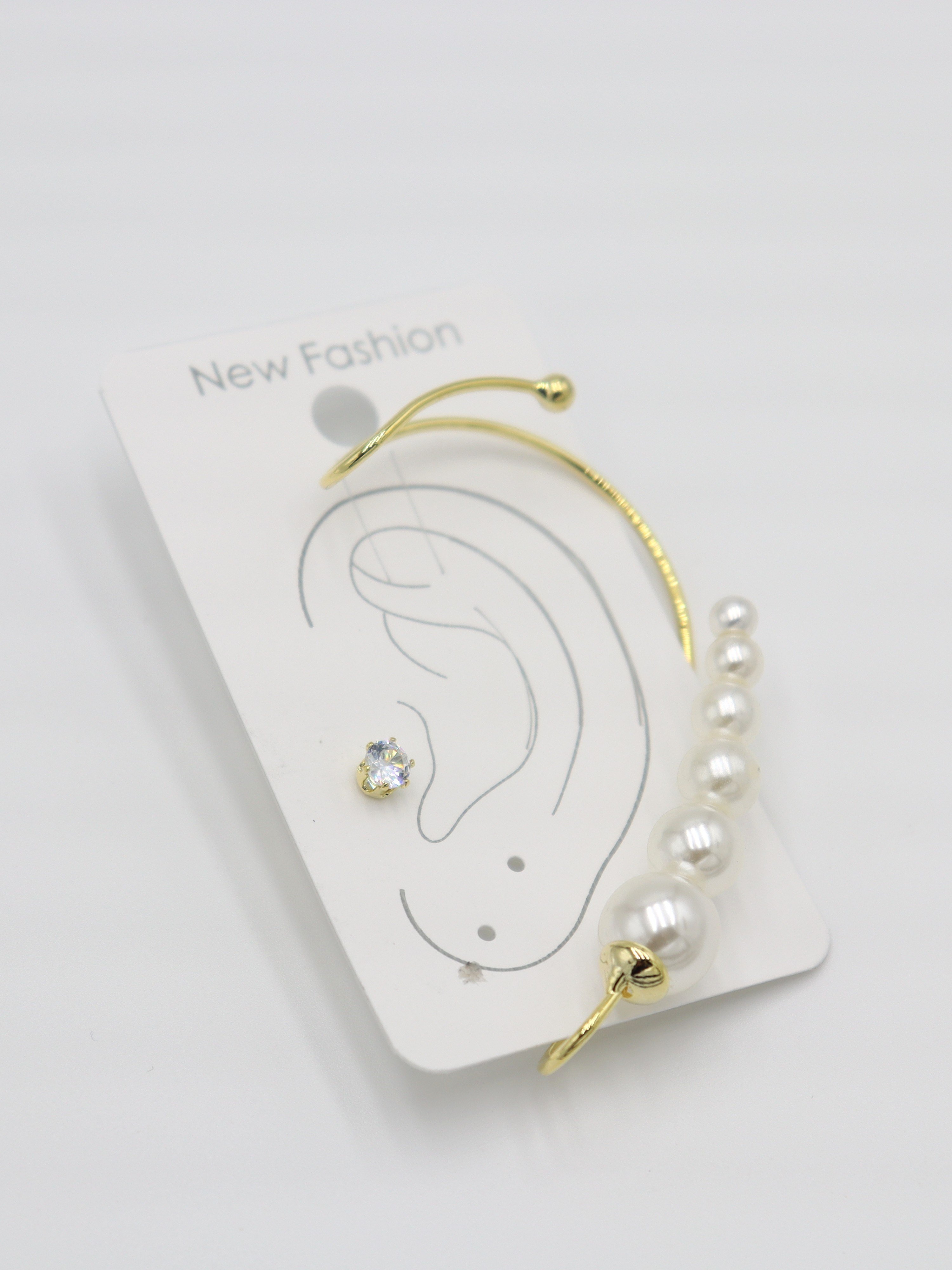 EARCUFF