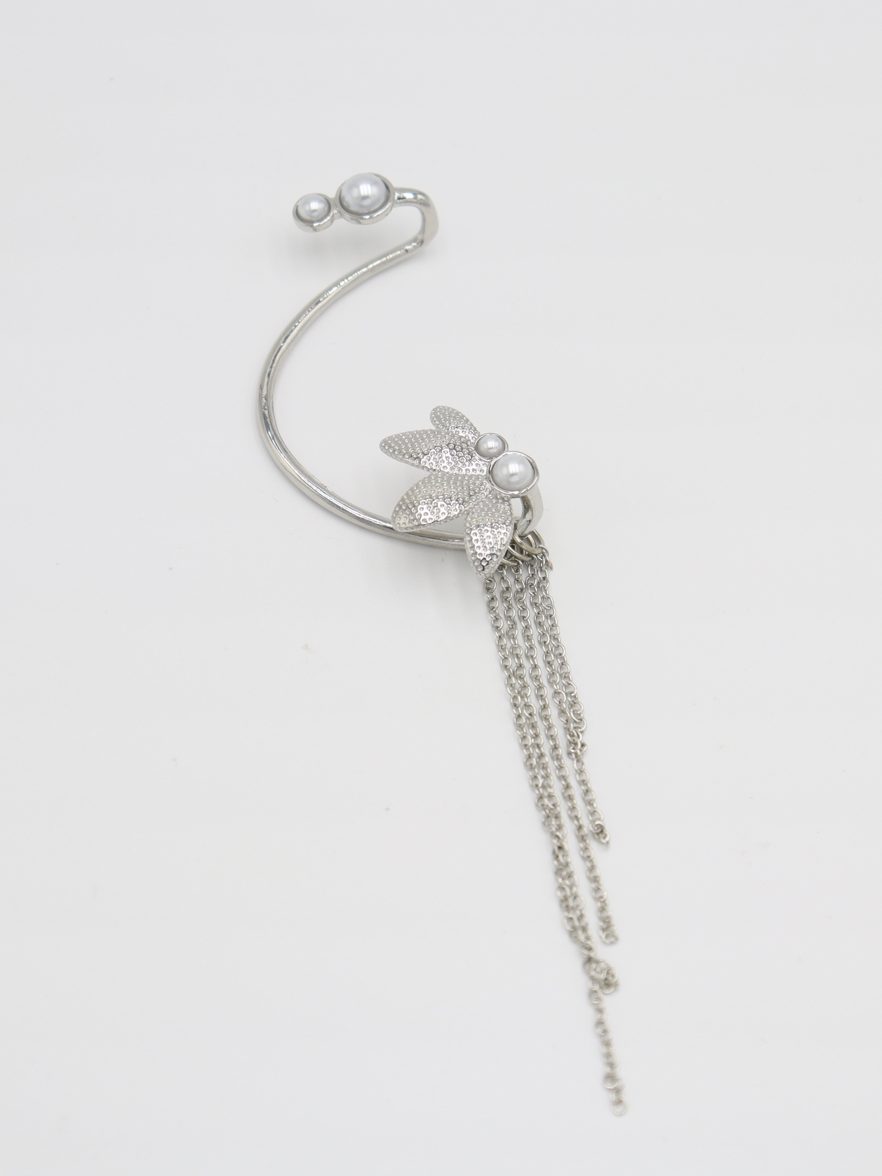 EARCUFF